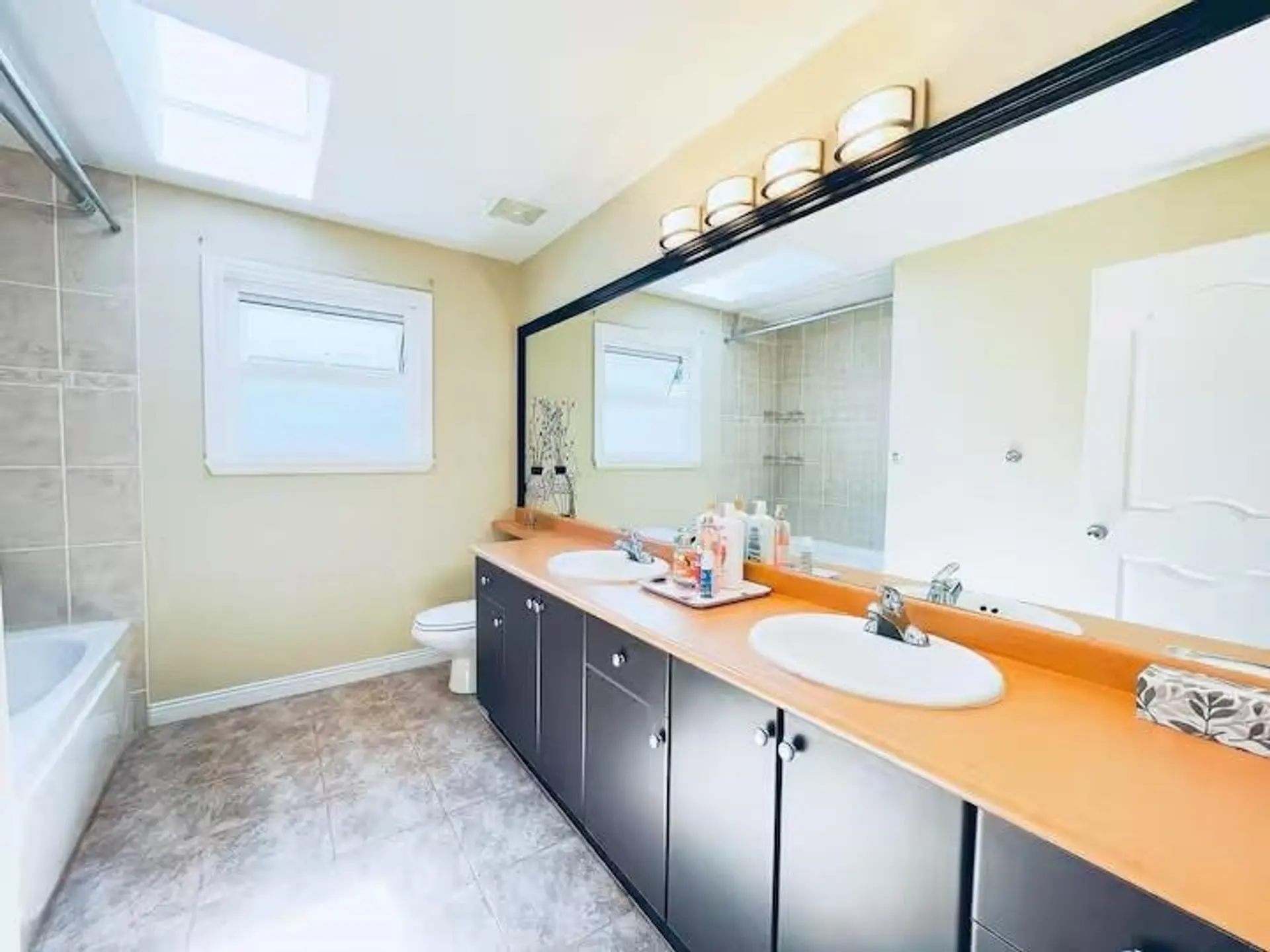 Property at 6194 175A STREET, Surrey, BC