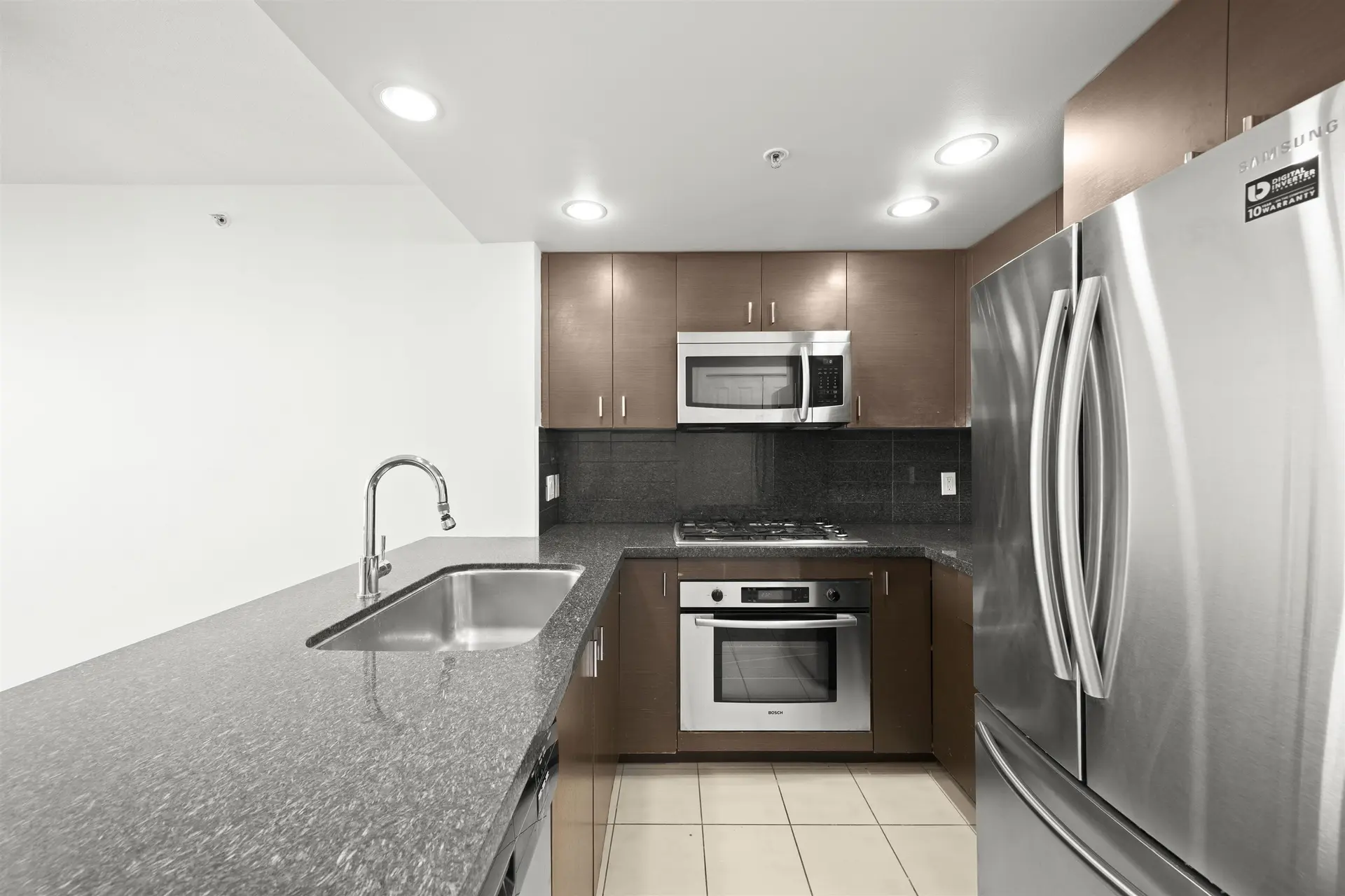 #1202 9188 Cook Road - Image 5