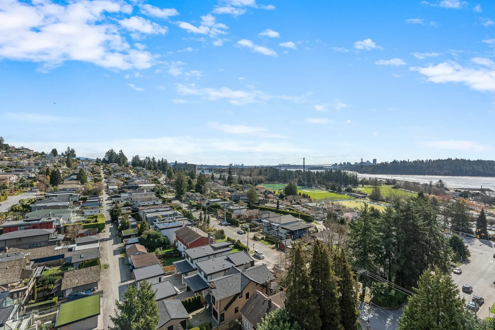 Property at #1405 555 13TH STREET, West Vancouver, BC