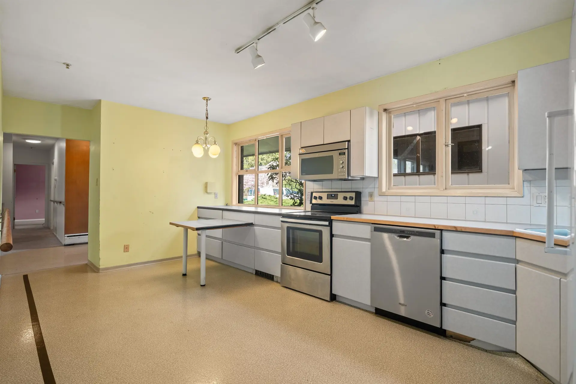 Property at 4672 NEVILLE STREET, Burnaby, BC