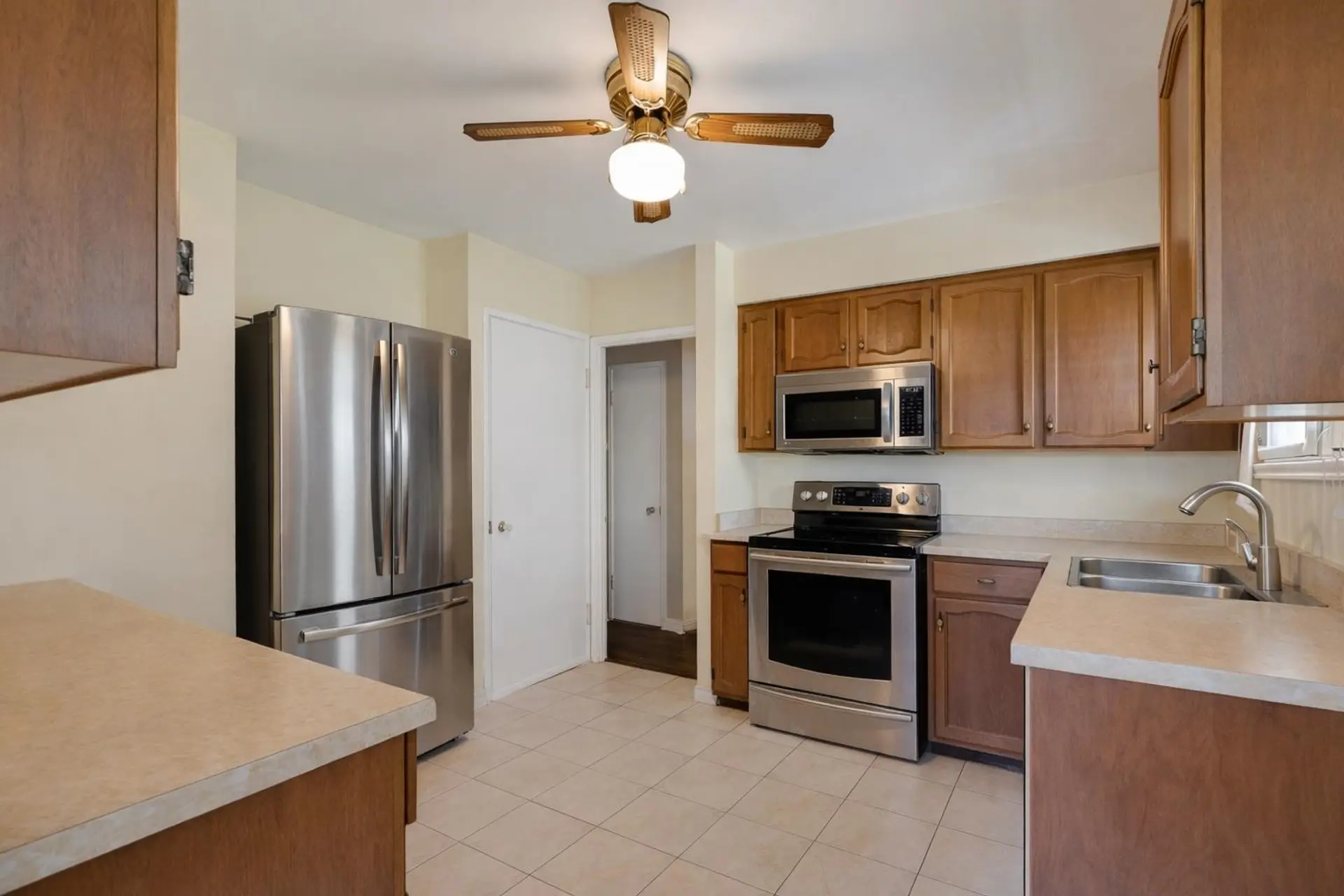 Property at 7016 SIERRA DRIVE, Burnaby, BC