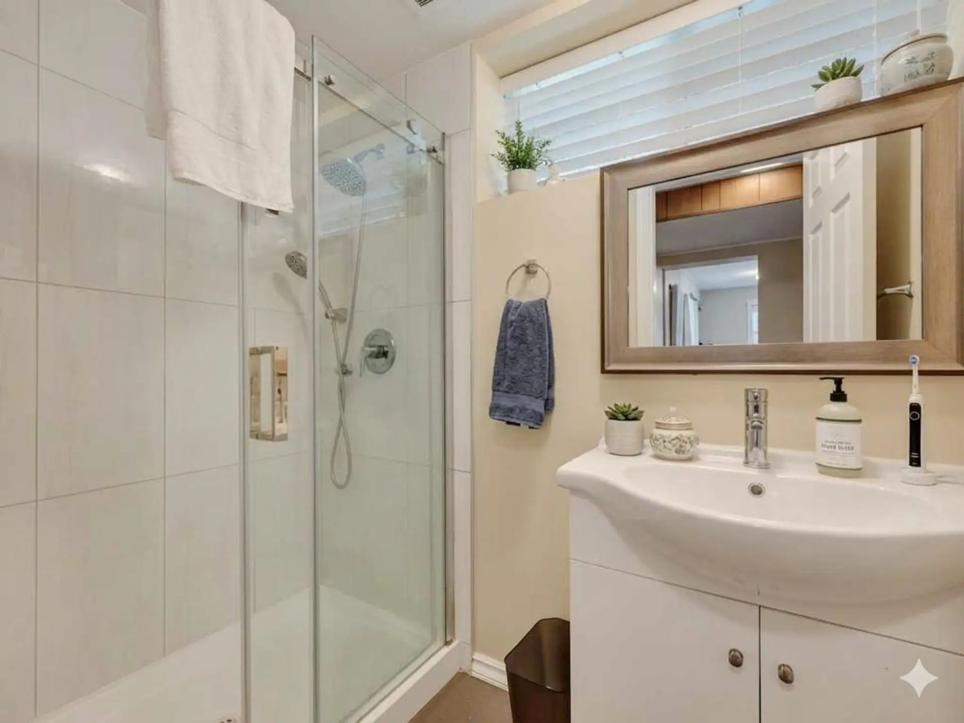 Property at 7016 SIERRA DRIVE, Burnaby, BC