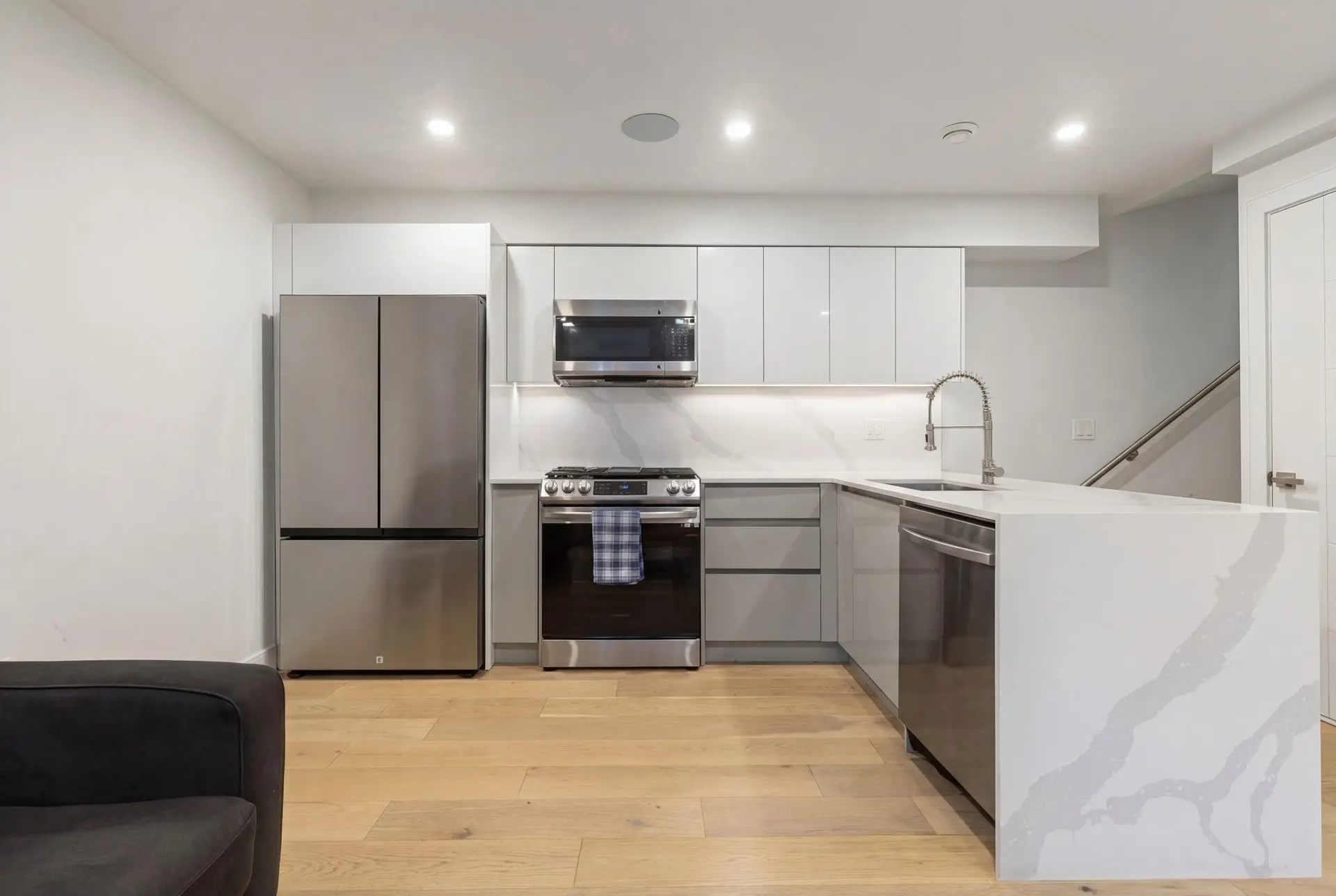 Property at 2885 E GEORGIA STREET, Vancouver, BC