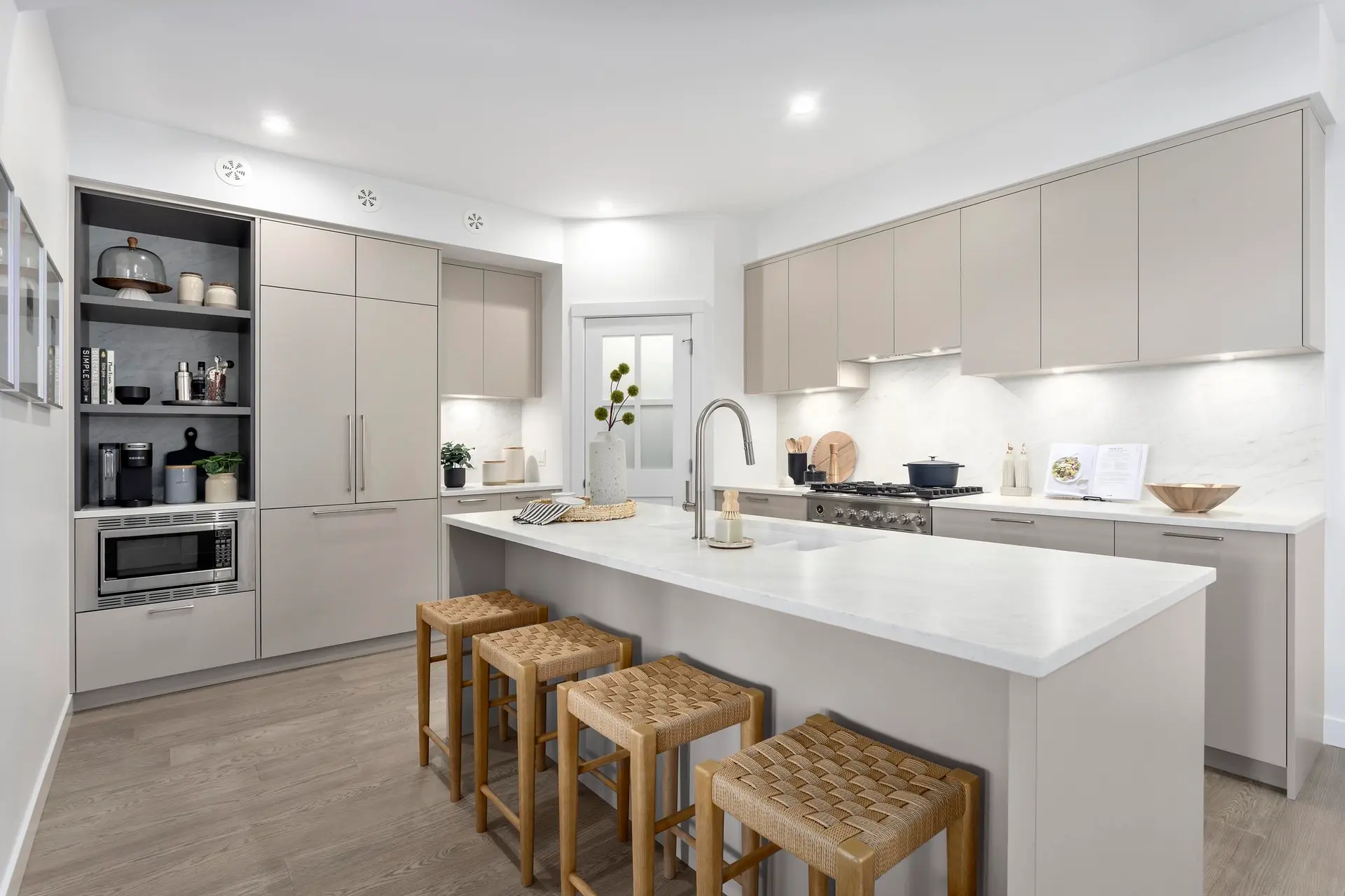 Property at 384 RED BARN BOULEVARD, Delta, BC