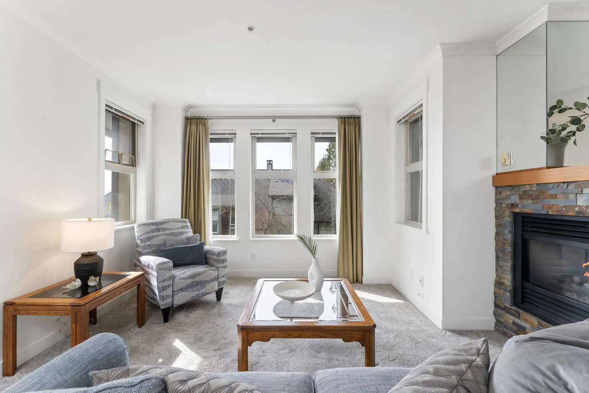 Property at #306 188 W 29TH STREET, North Vancouver, BC