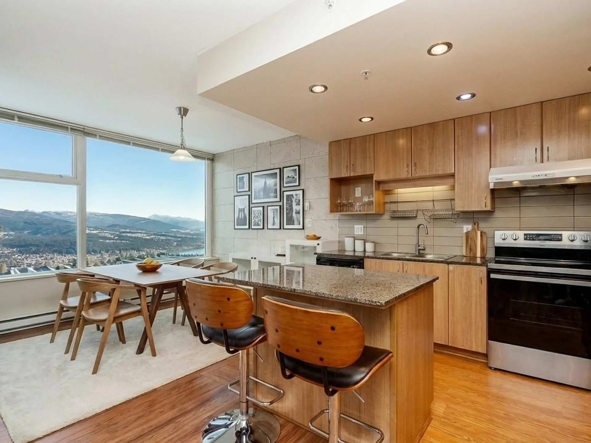 Property at #903 9262 UNIVERSITY CRESCENT, Burnaby, BC