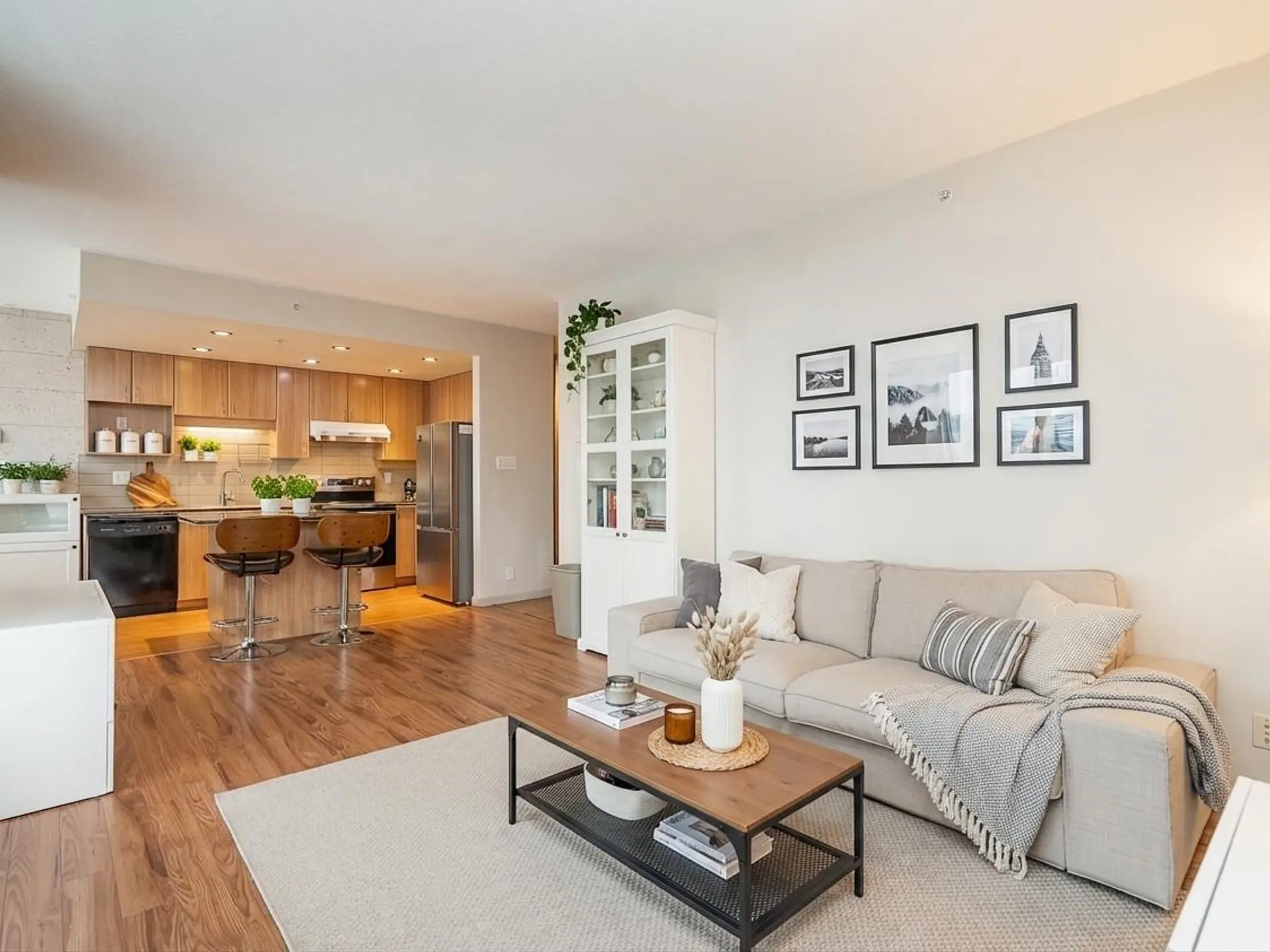 Property at #903 9262 UNIVERSITY CRESCENT, Burnaby, BC