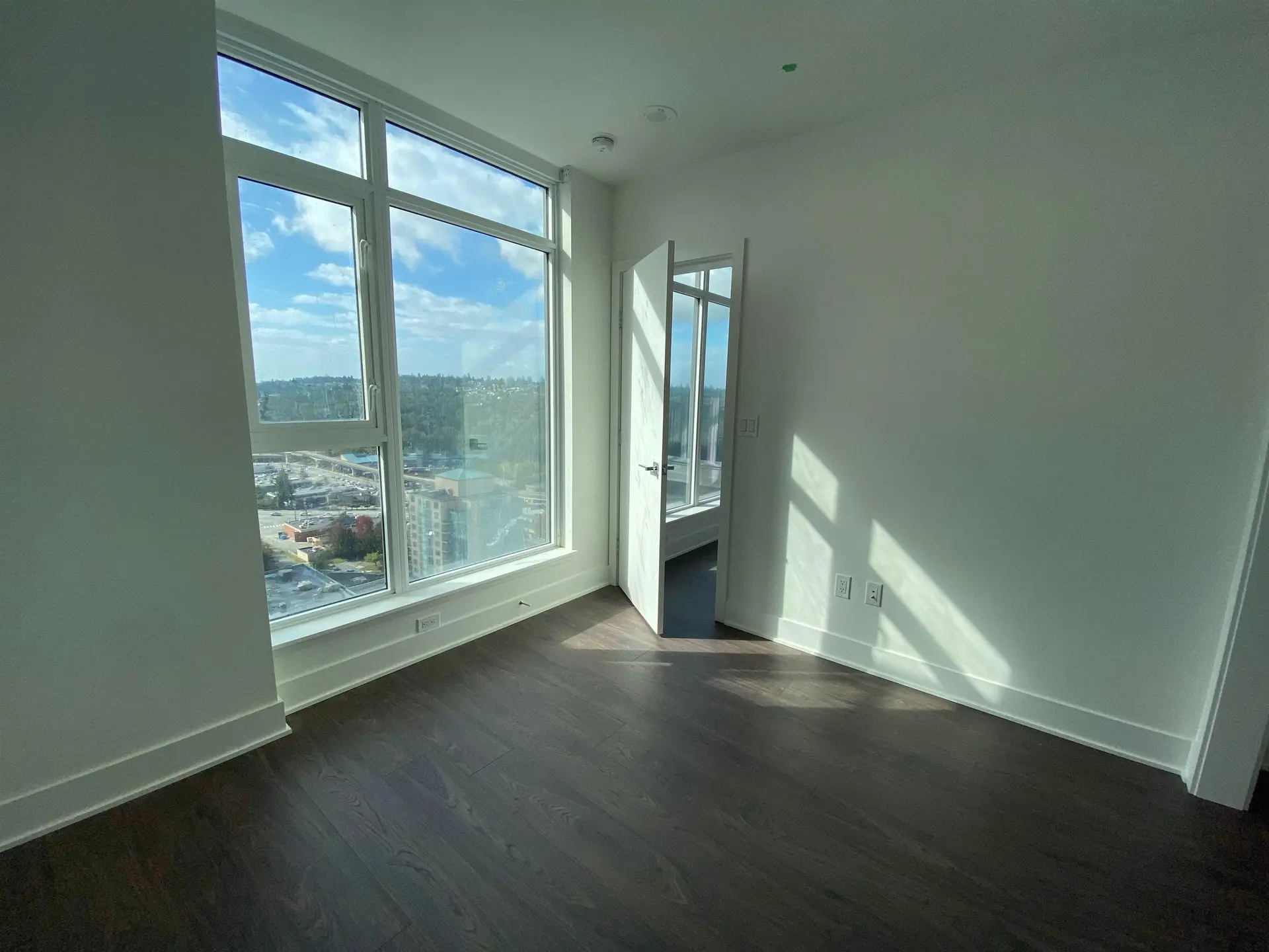 Property at #1608 450 WESTVIEW STREET, Coquitlam, BC