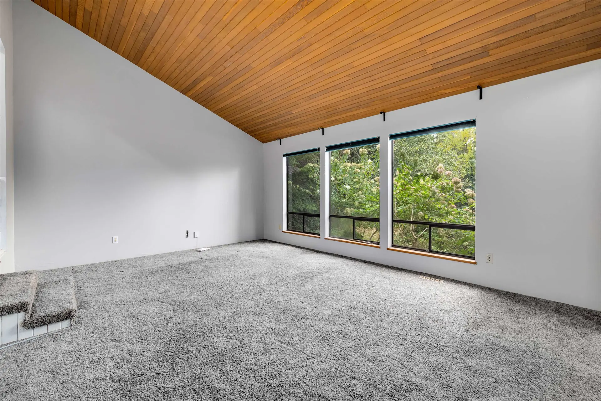 Property at 18208 21A AVENUE, Surrey, BC