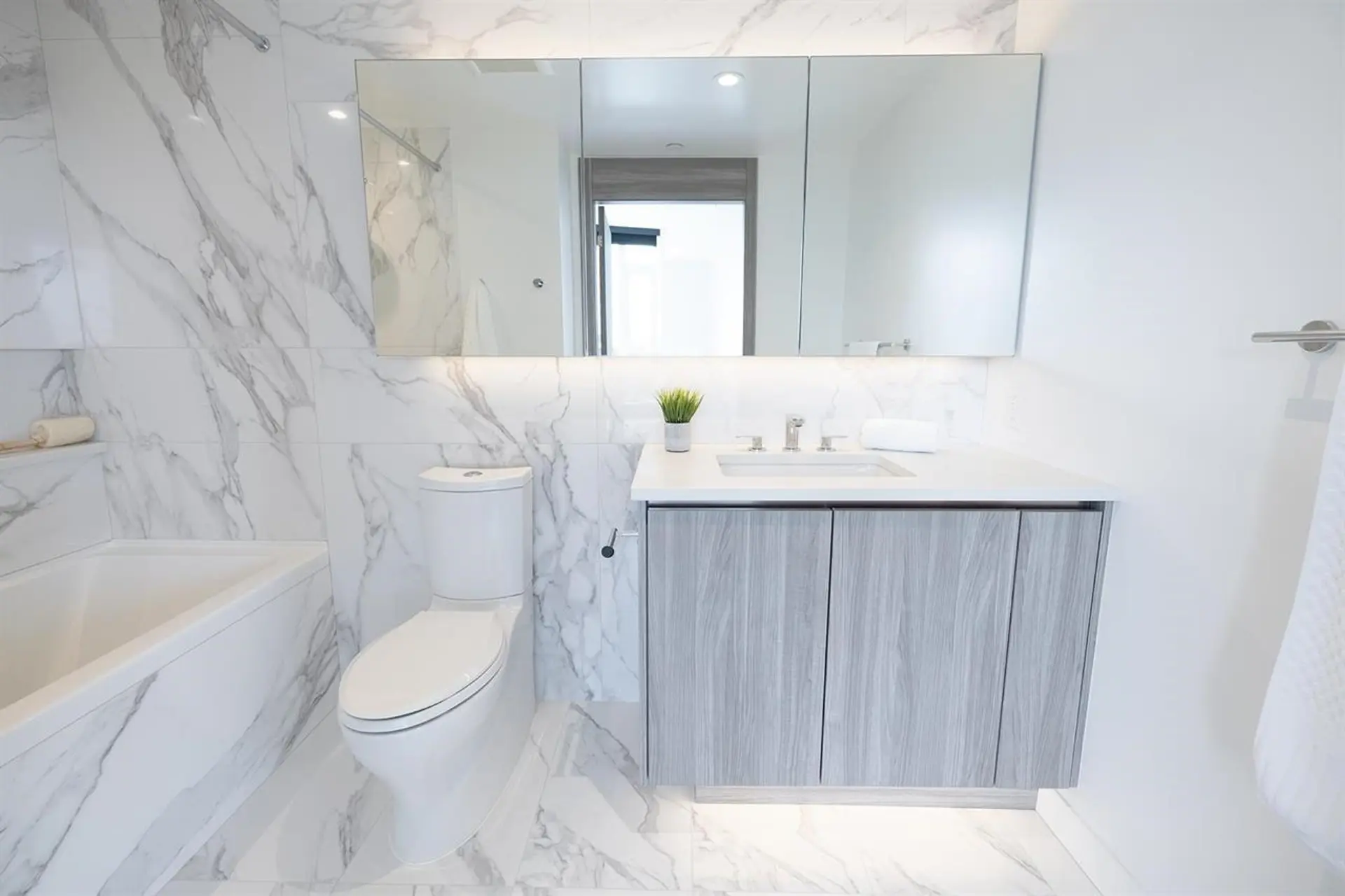 Property at #2110 9887 WHALLEY BOULEVARD, Surrey, BC