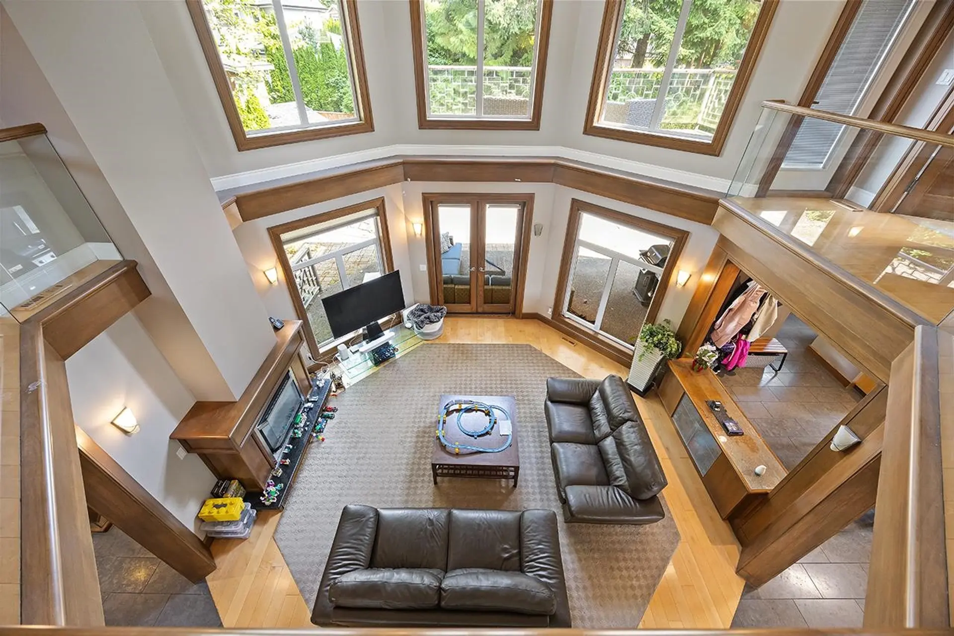 Property at 3582 Edgemont Boulevard, North Vancouver, BC