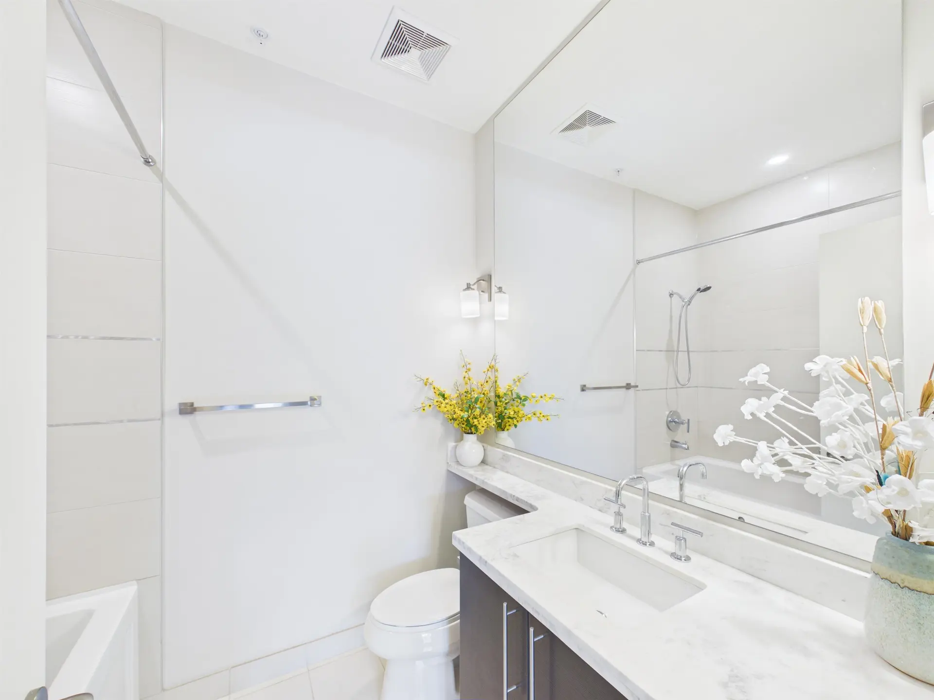 #3 6733 Buswell Street - Image 11