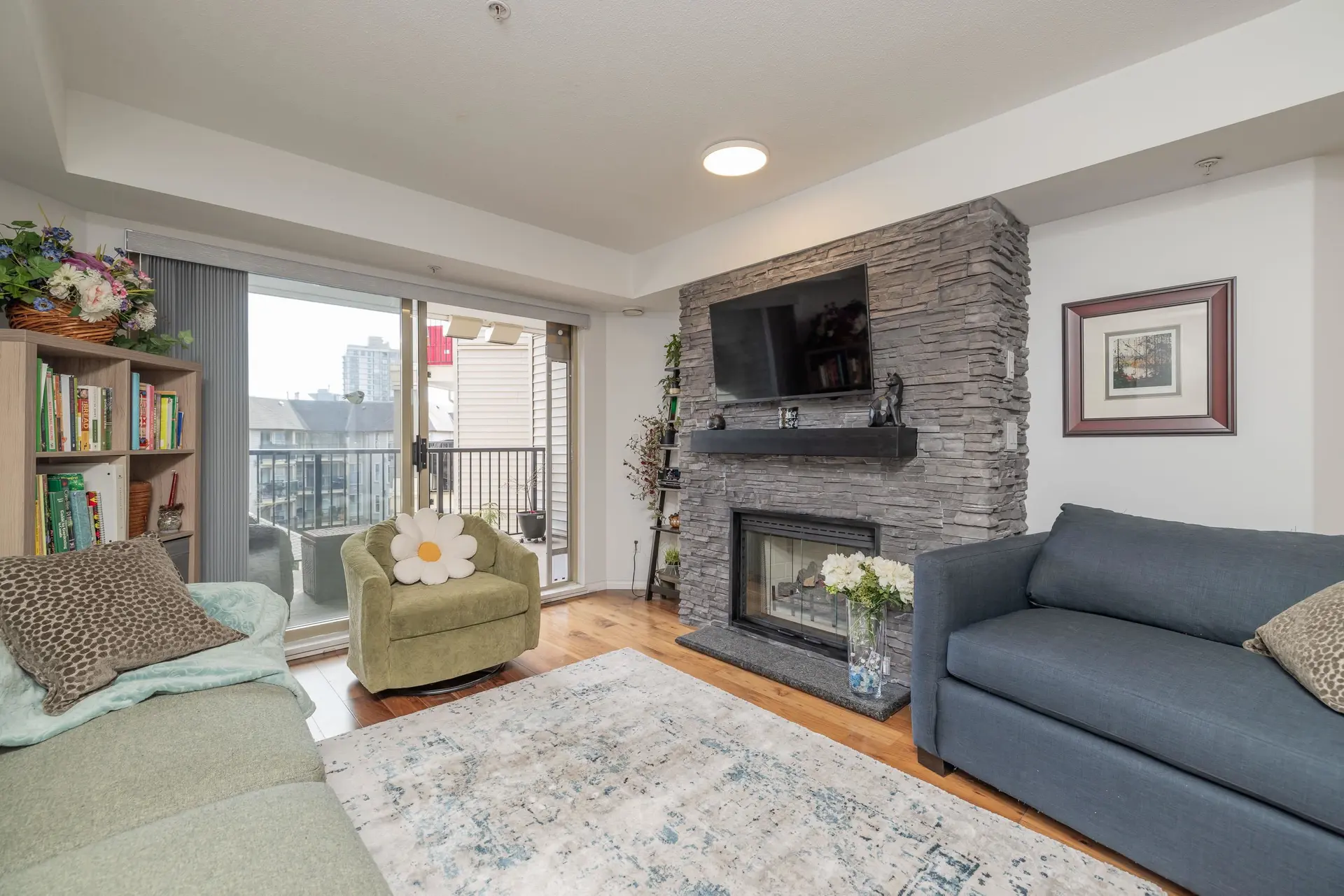 Property at #415 214 ELEVENTH STREET, New Westminster, BC