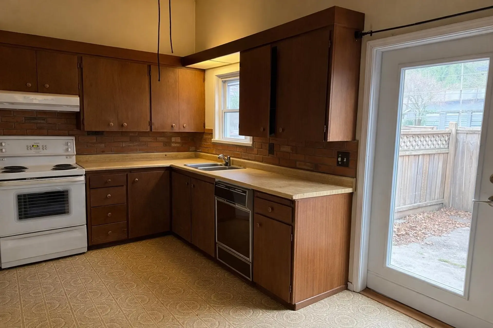 Property at 362 SEAFORTH CRESCENT, Coquitlam, BC