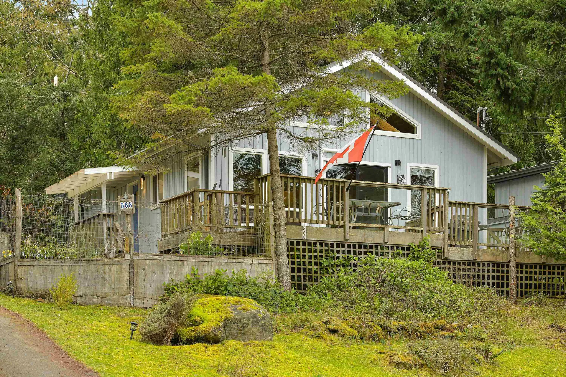 Property at 568 Bayview Drive, Mayne Island, BC