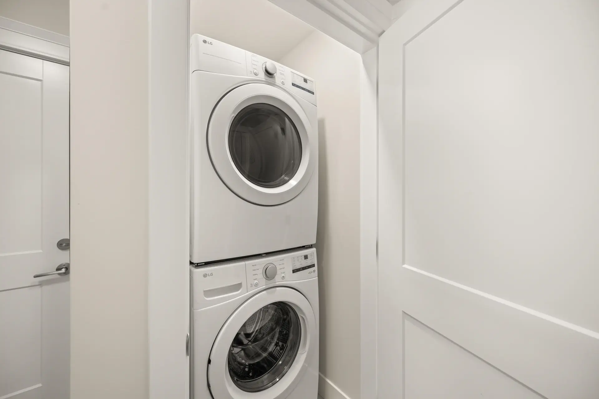 Property at #320 20926 83 AVENUE AVENUE, Langley, BC