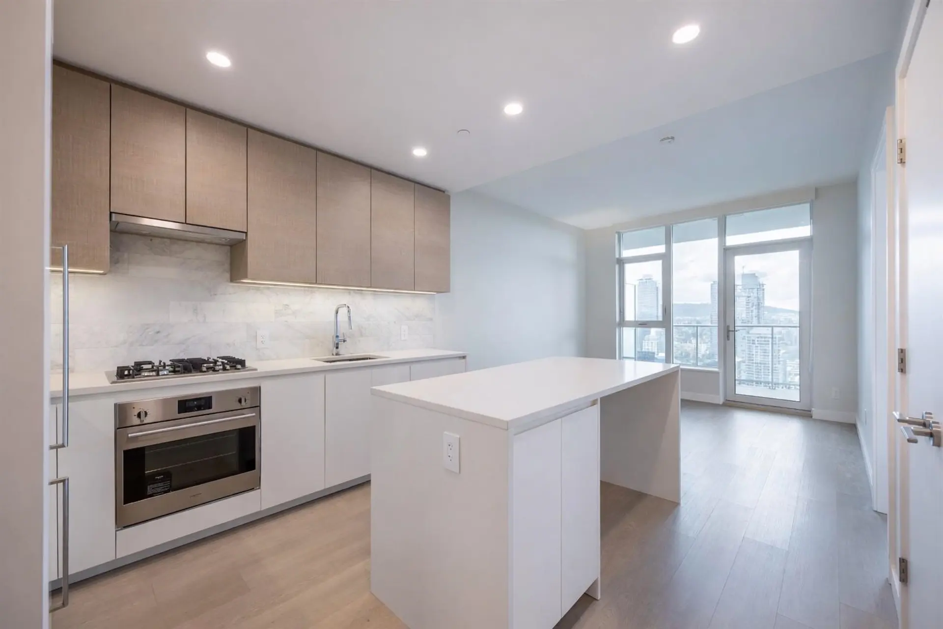 Property at #3903 2186 GILMORE AVENUE, Burnaby, BC