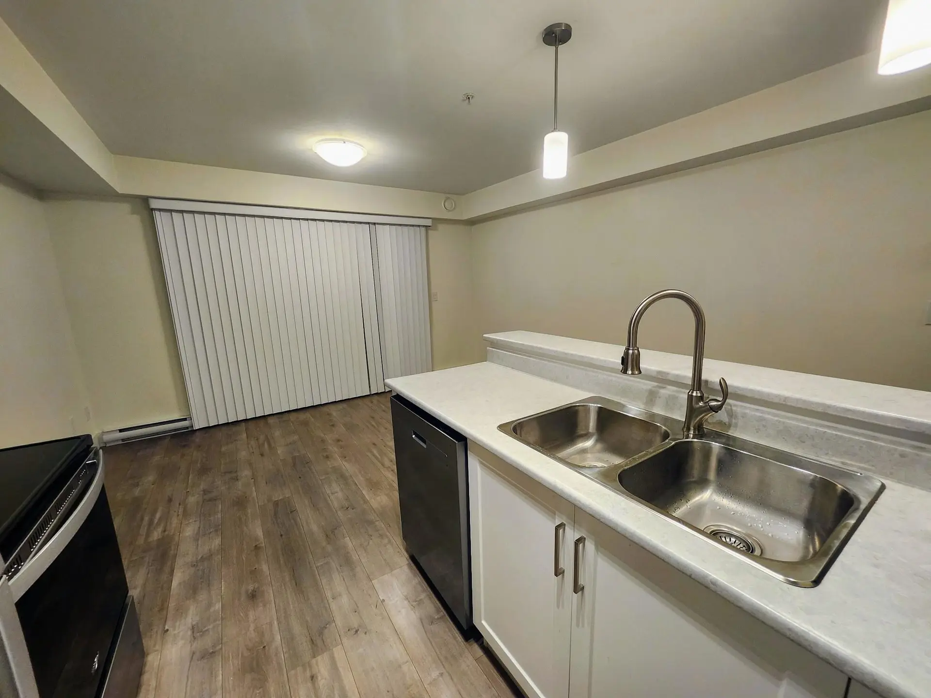 Property at #322 30515 CARDINAL AVENUE, Abbotsford, BC