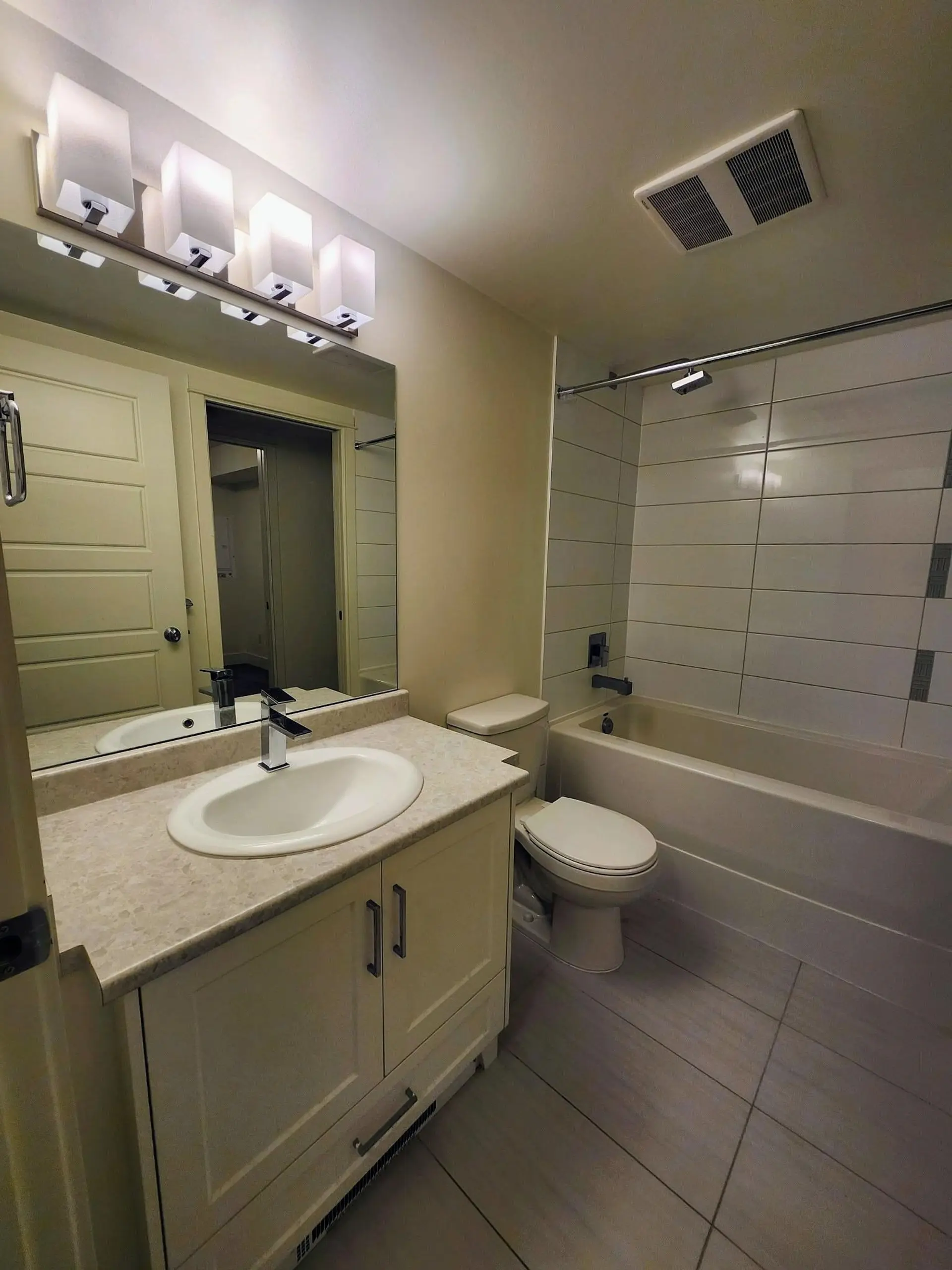 Property at #322 30515 CARDINAL AVENUE, Abbotsford, BC