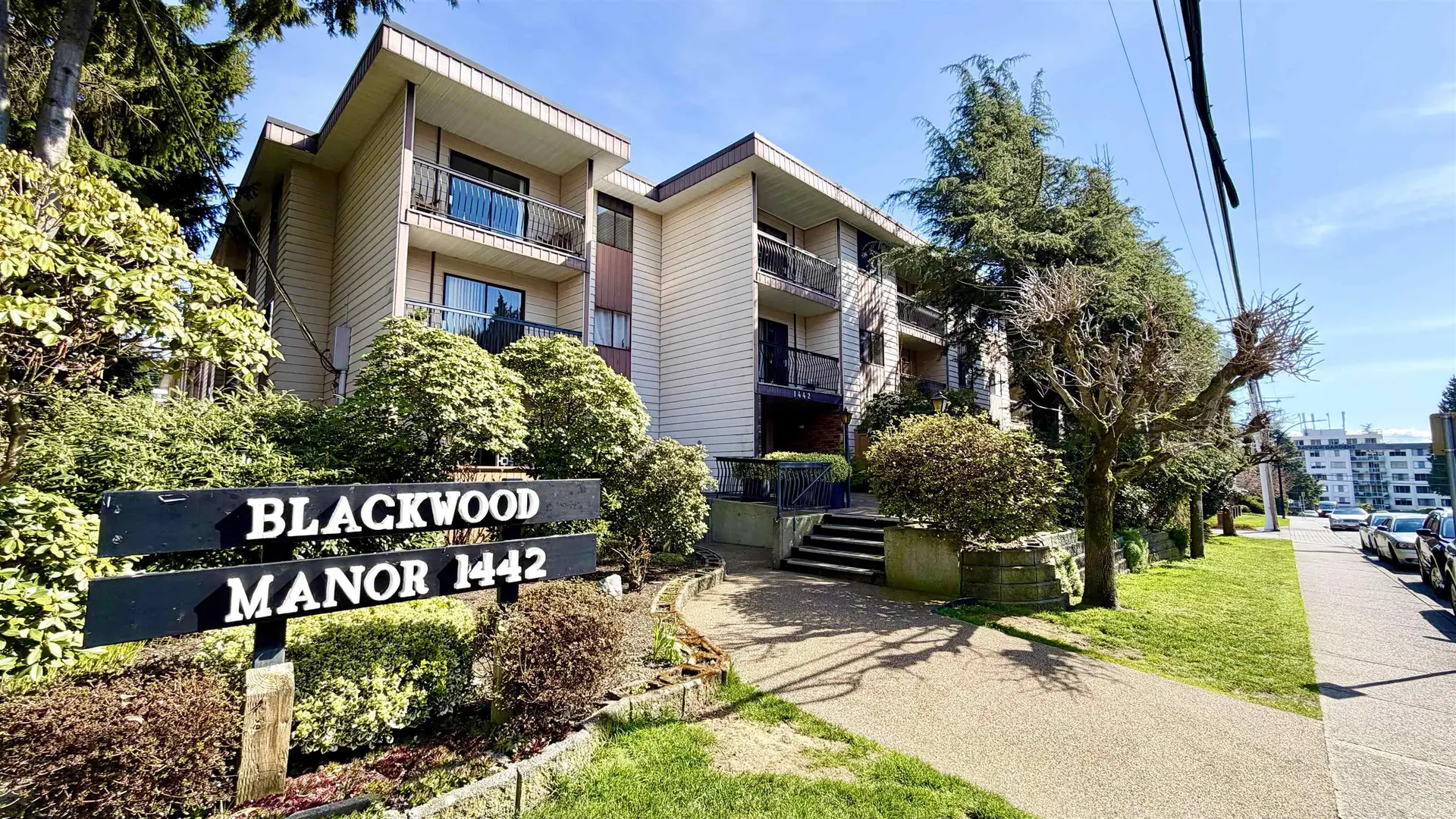 Property at #304 1442 BLACKWOOD STREET, White Rock, BC