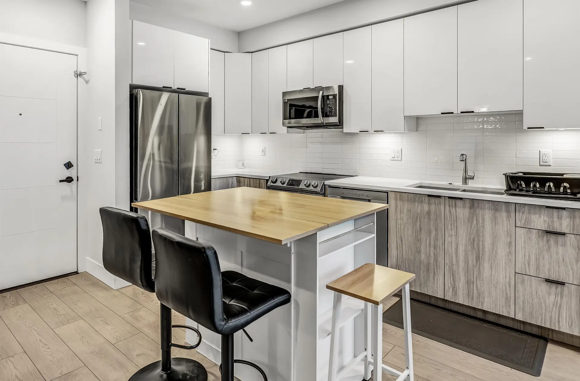 Property at #410 19825 54 AVENUE, Langley, BC