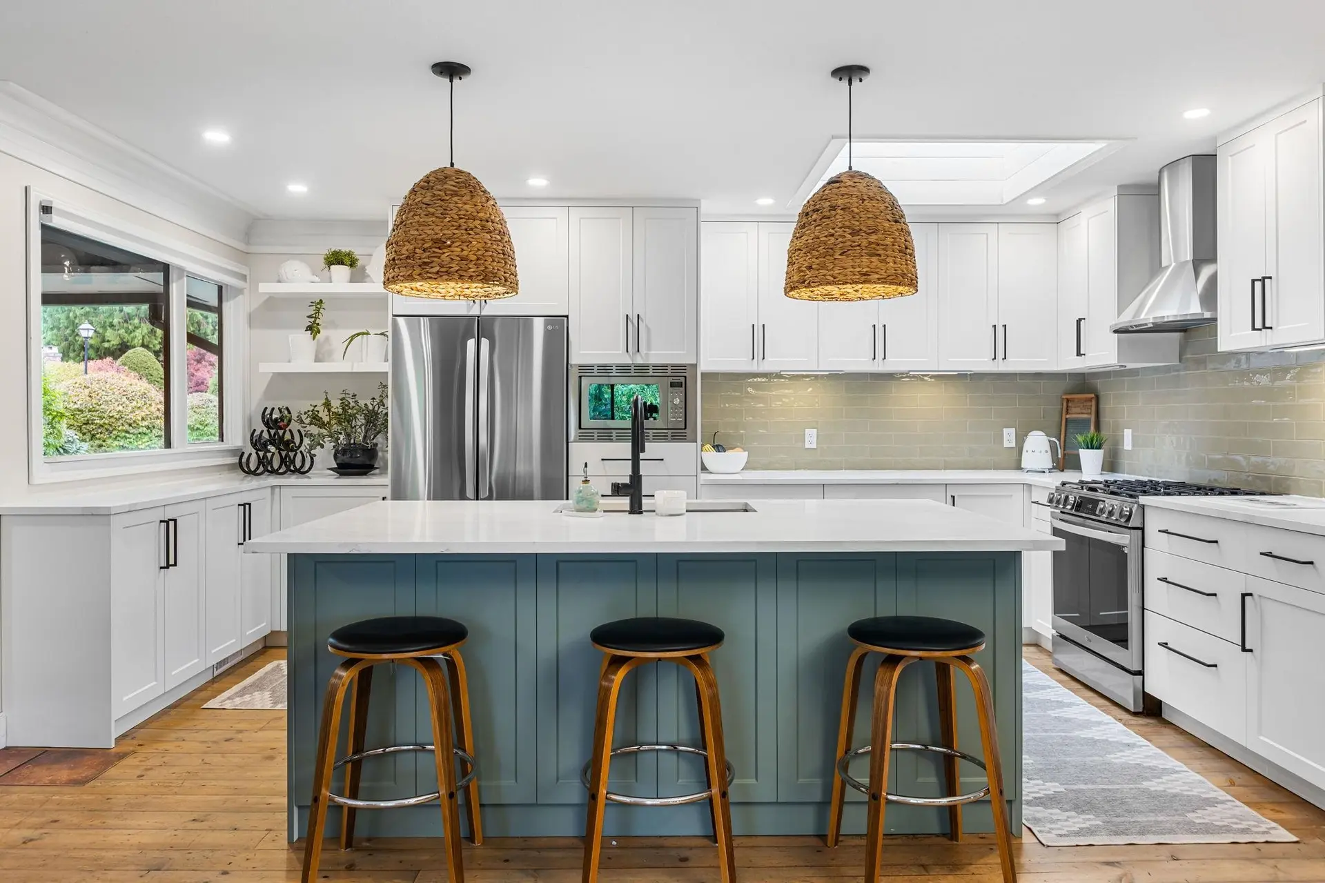 Property at 14015 MARINE DRIVE, White Rock, BC