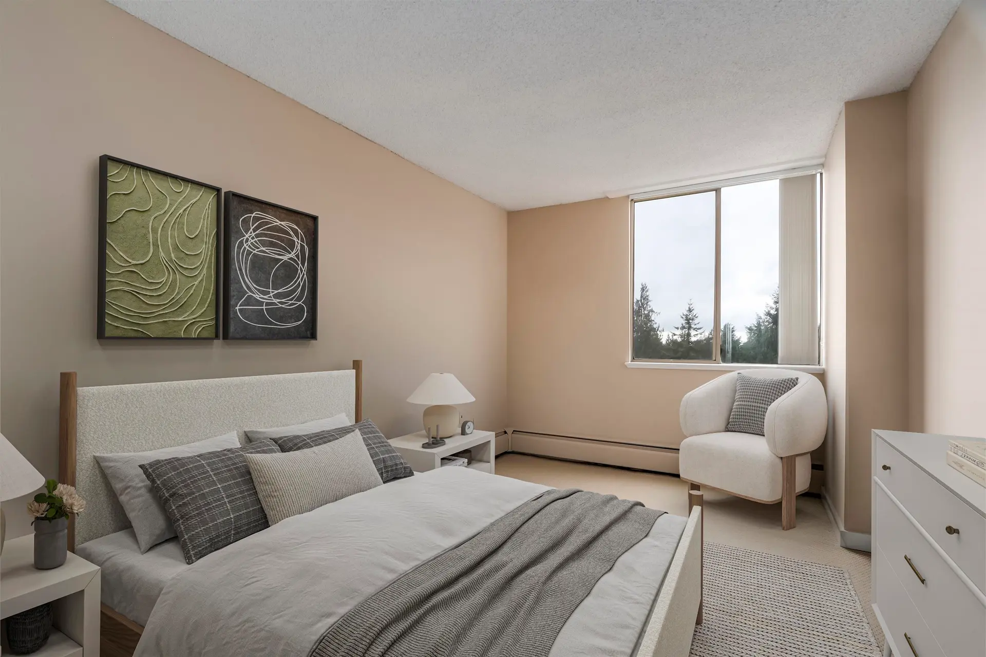 #1411 2016 Fullerton Avenue - Image 16