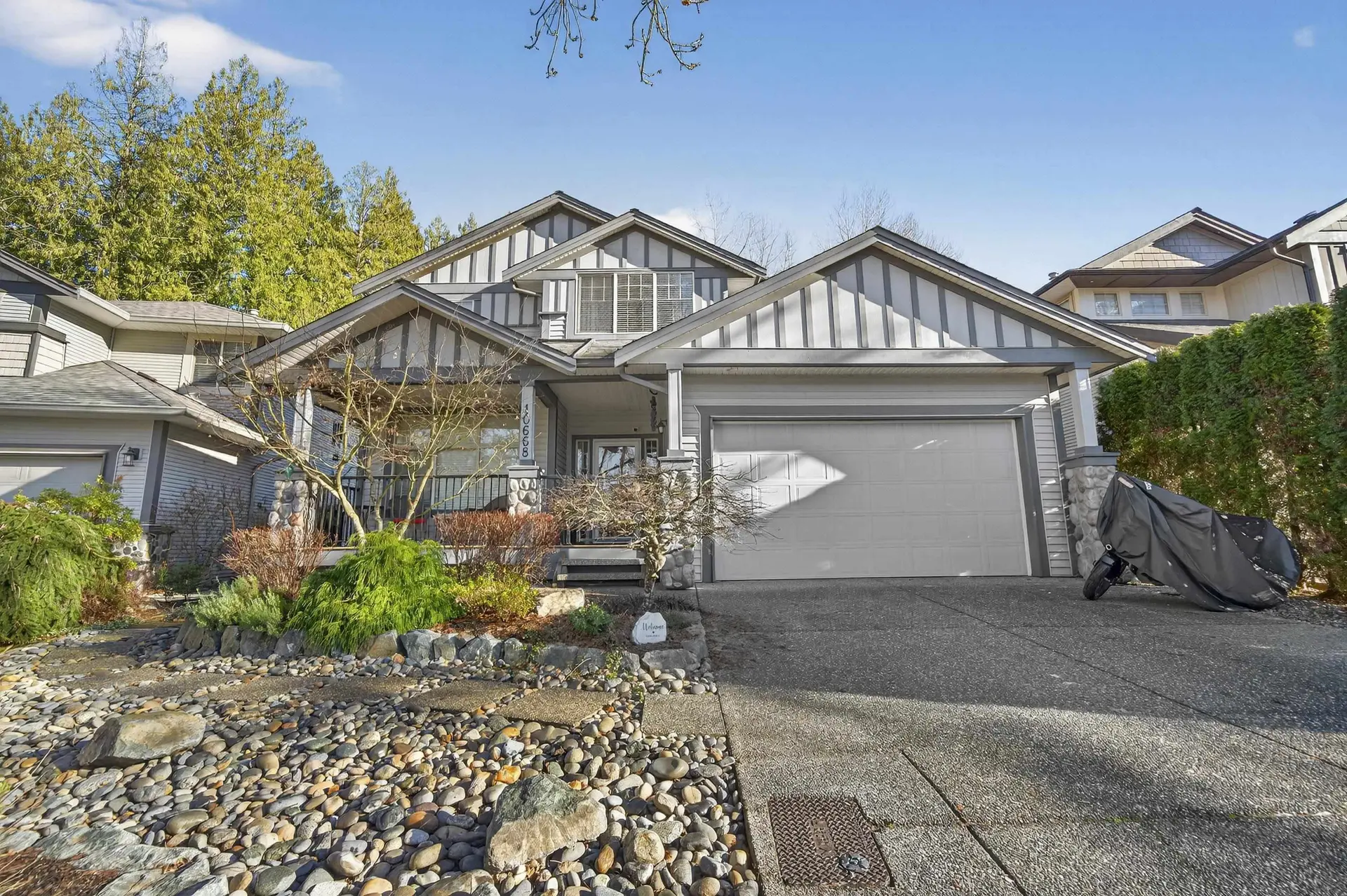 Property at 10668 245b Street, Maple Ridge, BC