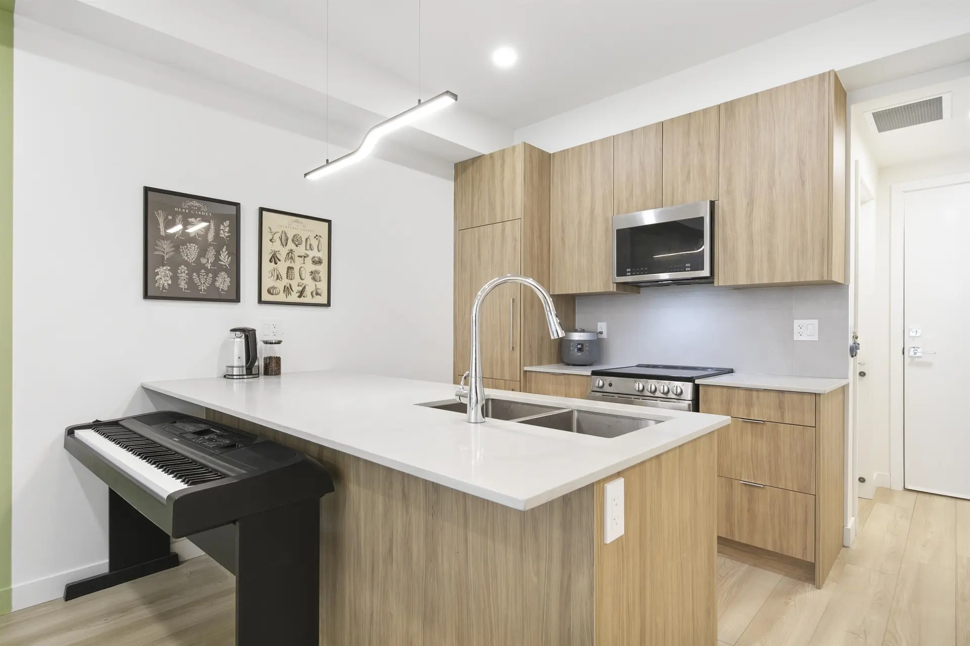 Property at #303 11913 BURNETT STREET, Maple Ridge, BC