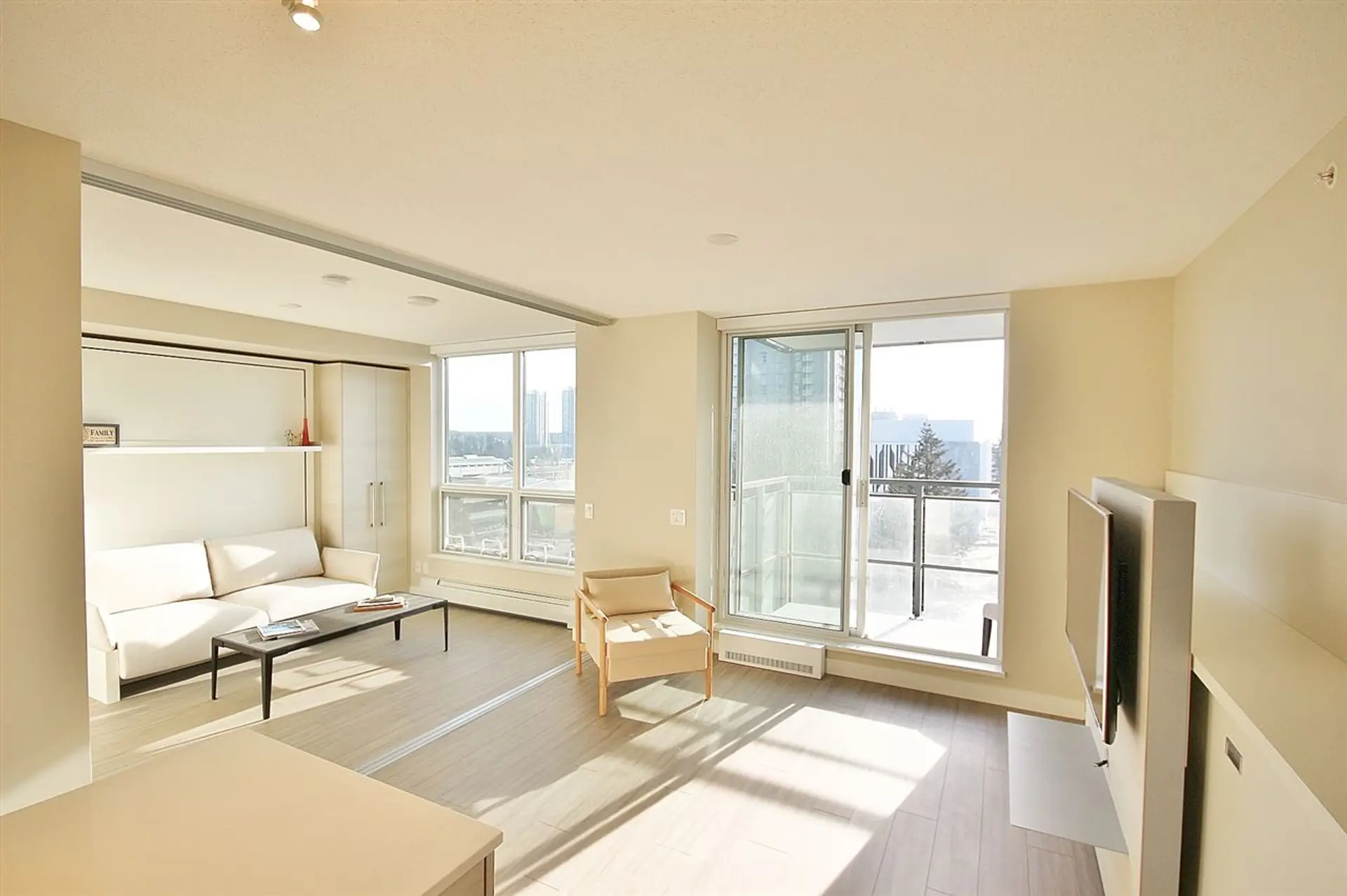 Property at #1110 13398 104 AVENUE, Surrey, BC