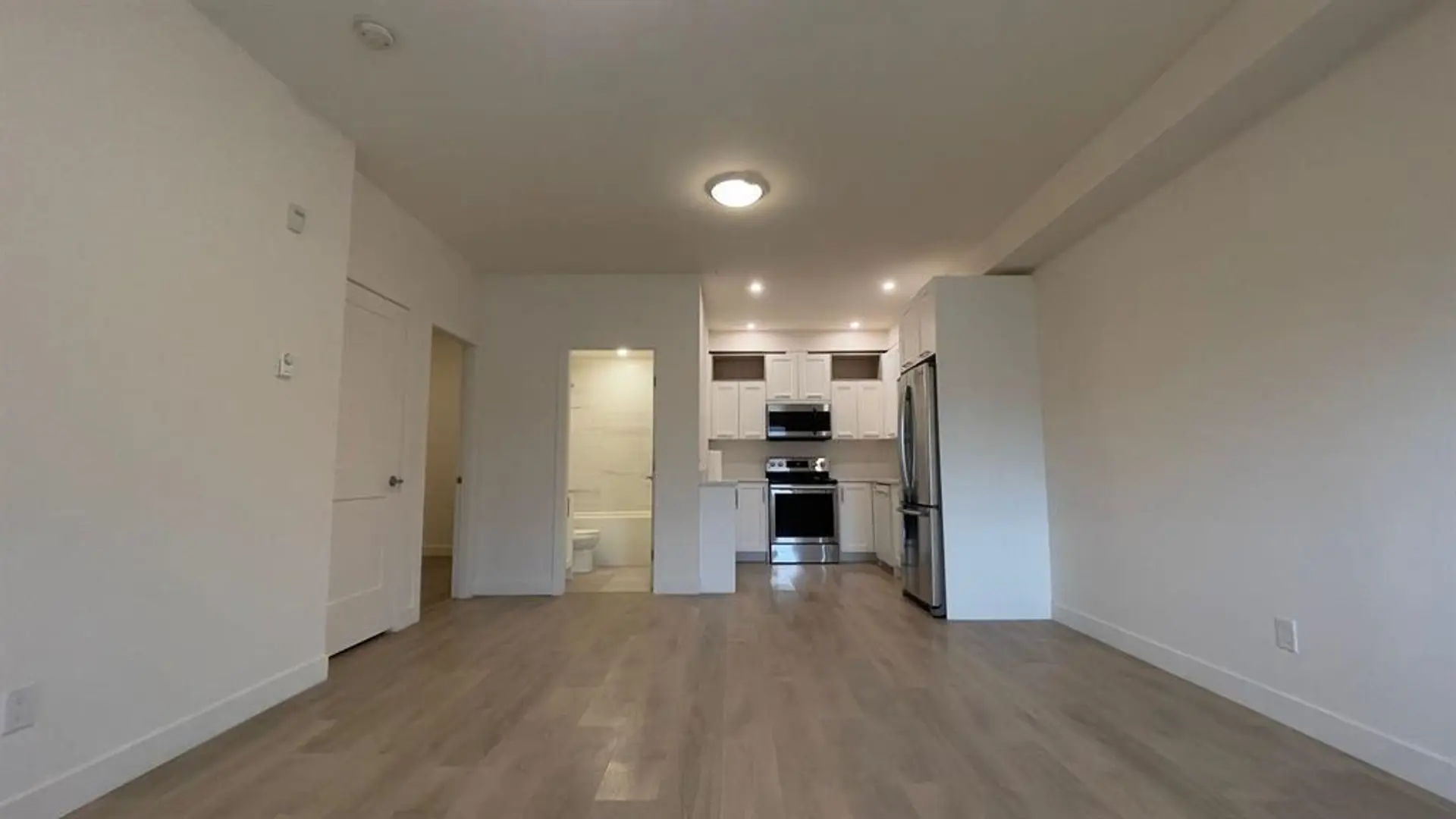 Property at #4 1419 MCCALLUM ROAD, Abbotsford, BC