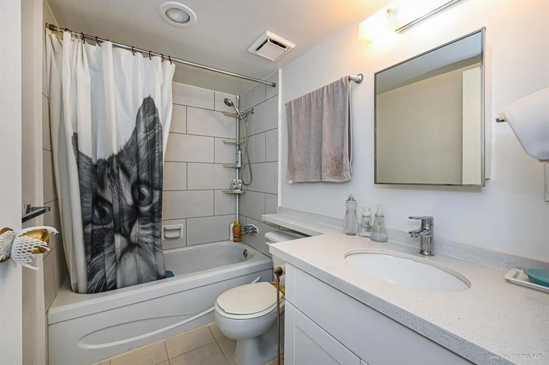 Property at #406 16 LAKEWOOD DRIVE, Vancouver, BC