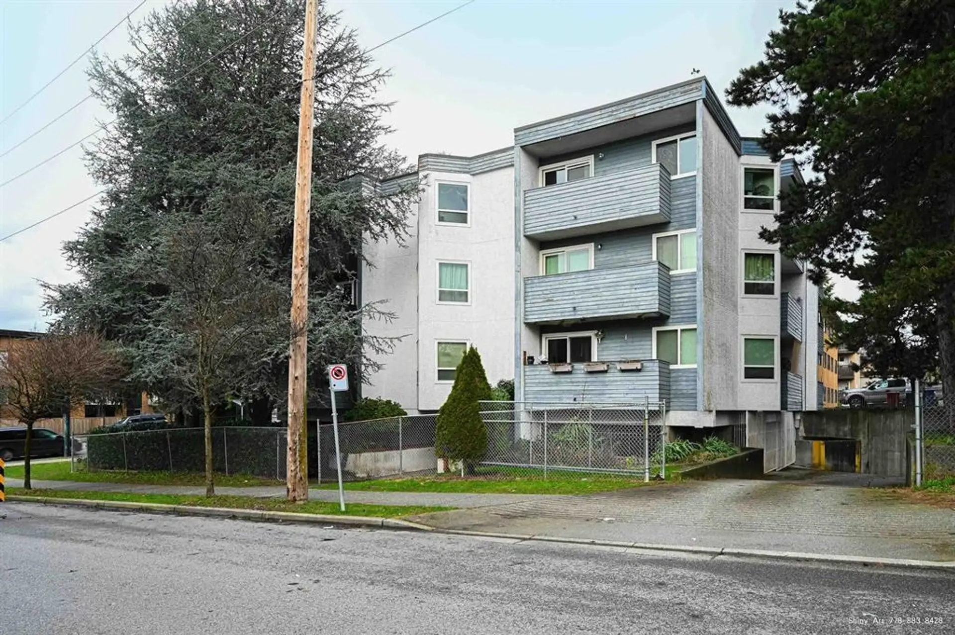 Property at #406 16 LAKEWOOD DRIVE, Vancouver, BC