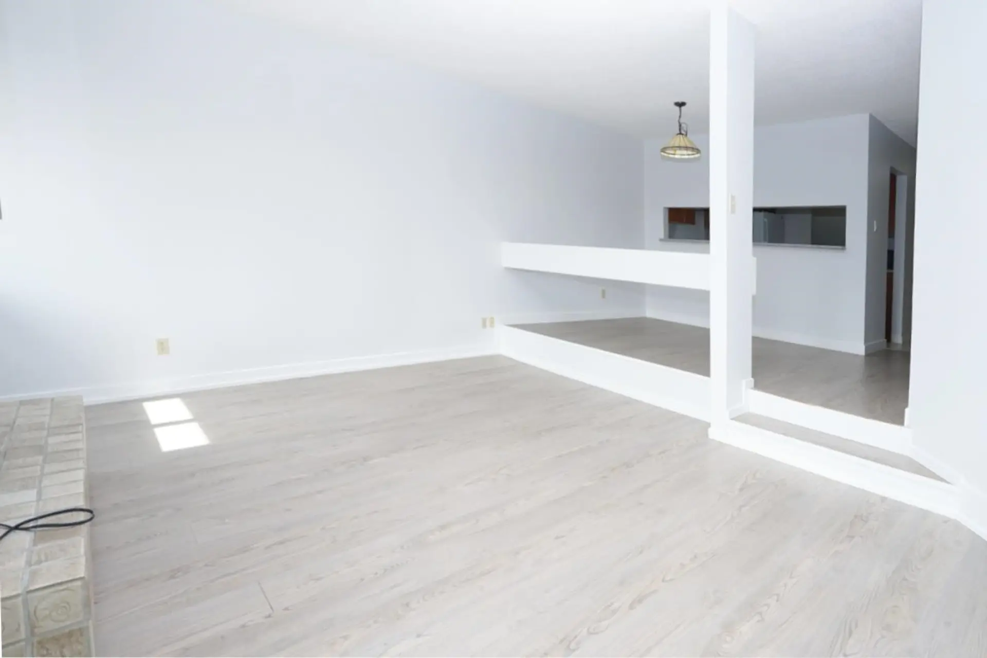 Property at #306 15275 19 AVENUE, Surrey, BC