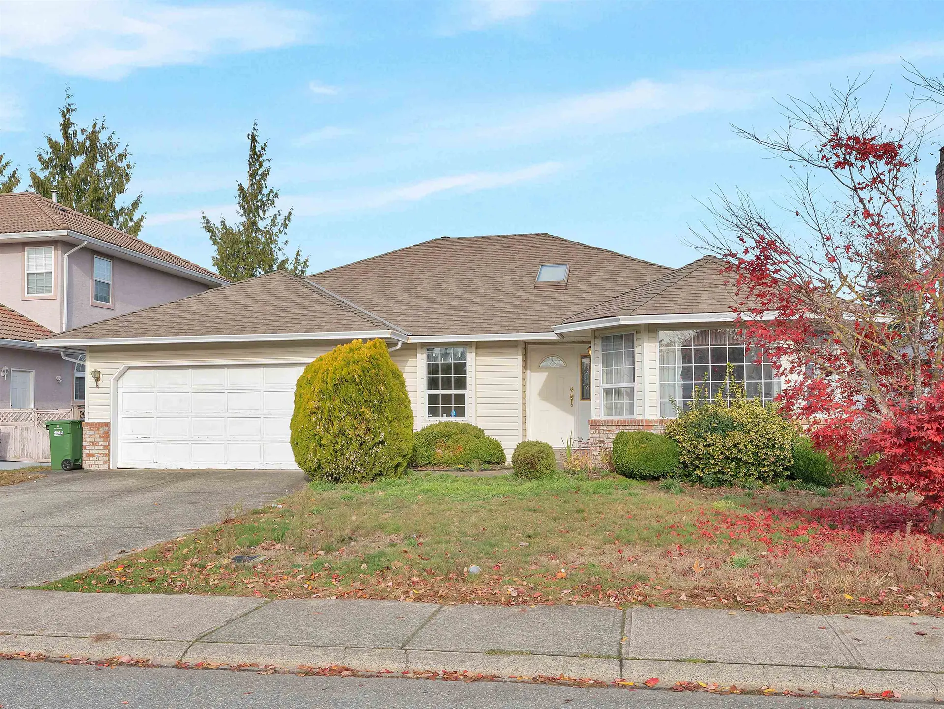Property at 32337 Nakusp Drive, Abbotsford, BC