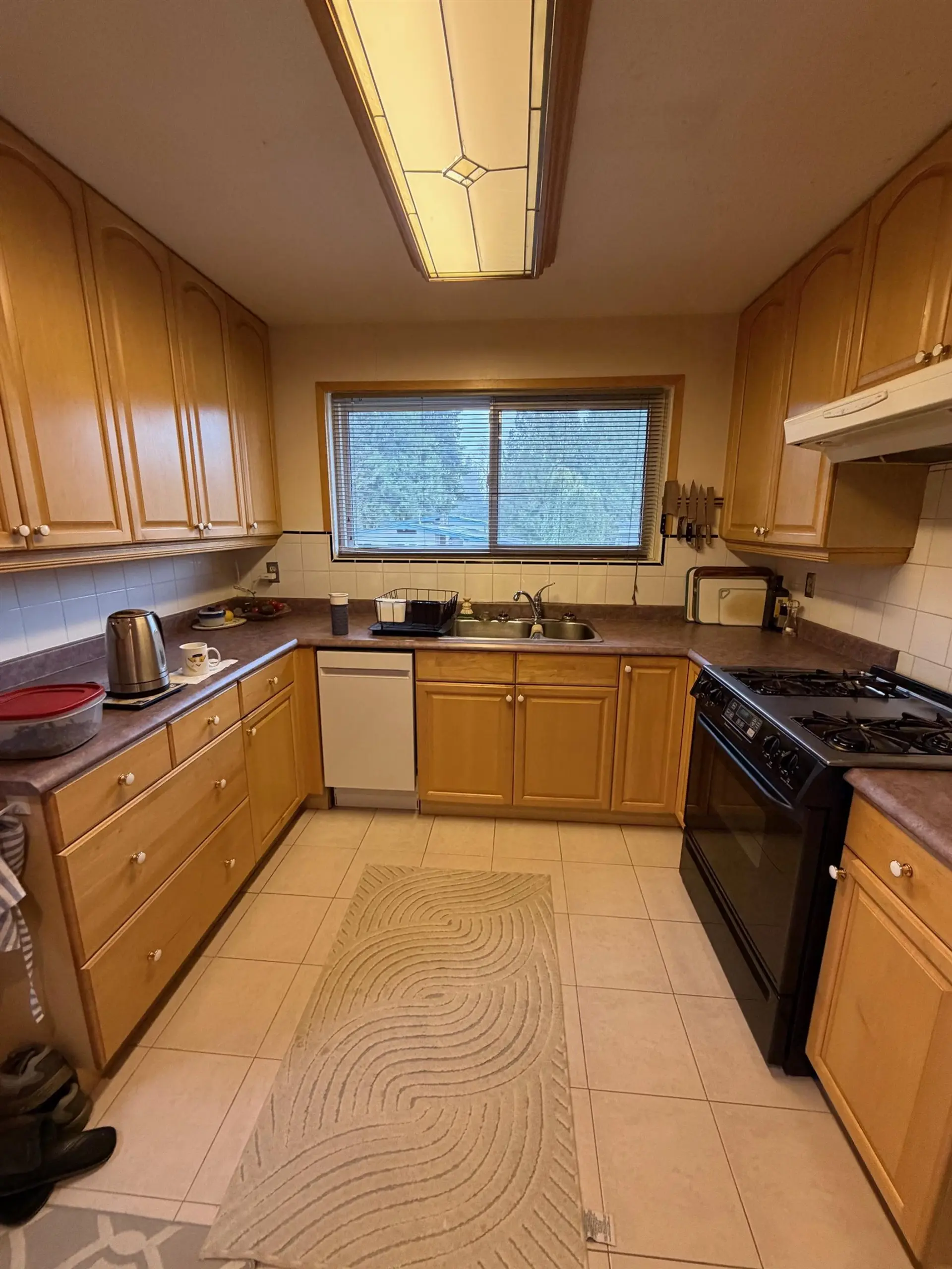 Property at 3803 WELLINGTON STREET, Port Coquitlam, BC