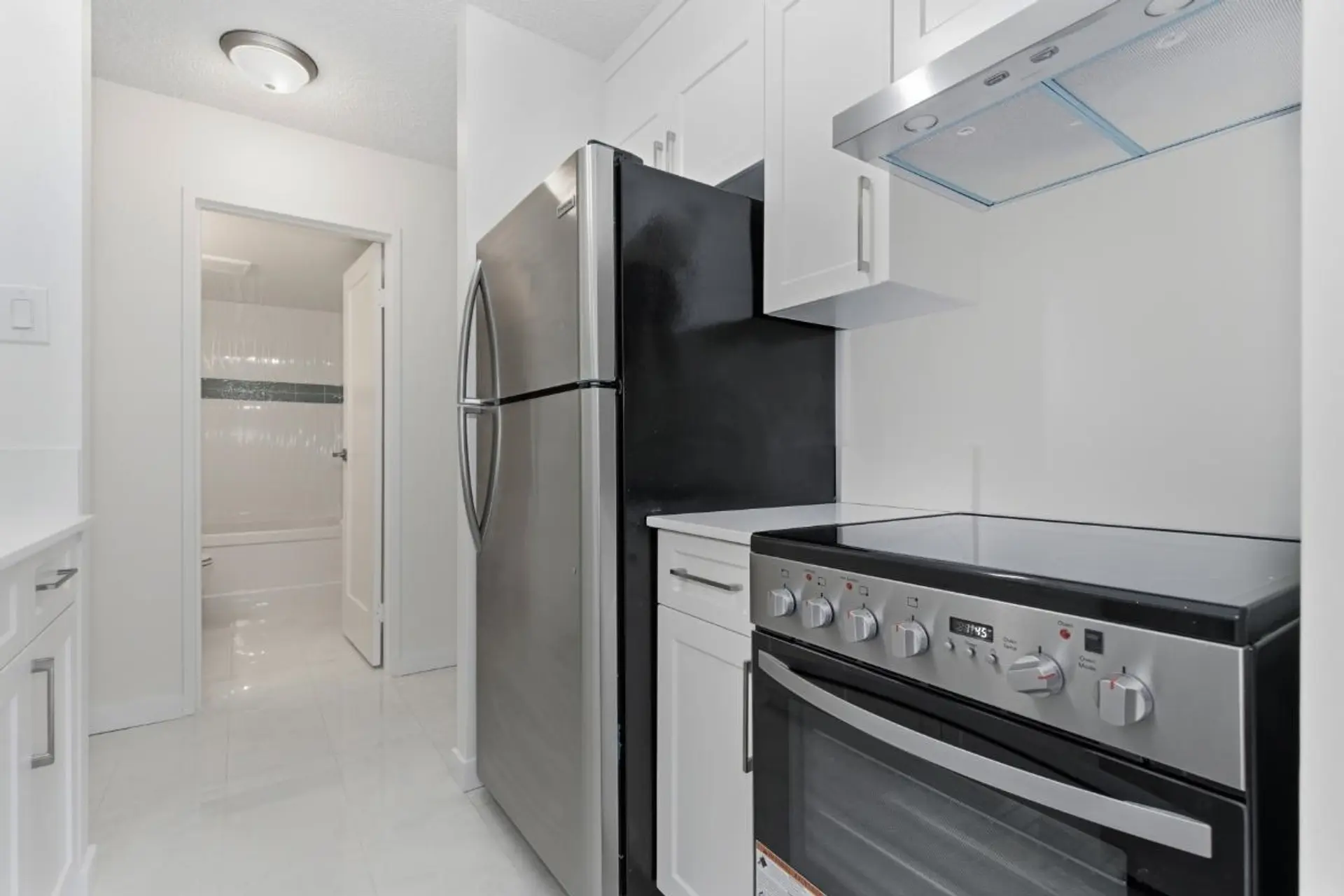 Property at #706 2012 FULLERTON AVENUE, North Vancouver, BC