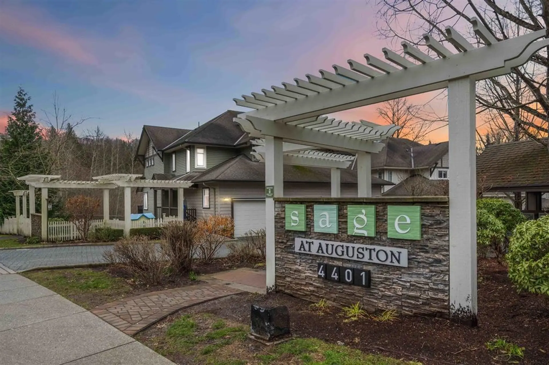 Property at #33 4401 Blauson Boulevard, Abbotsford, BC