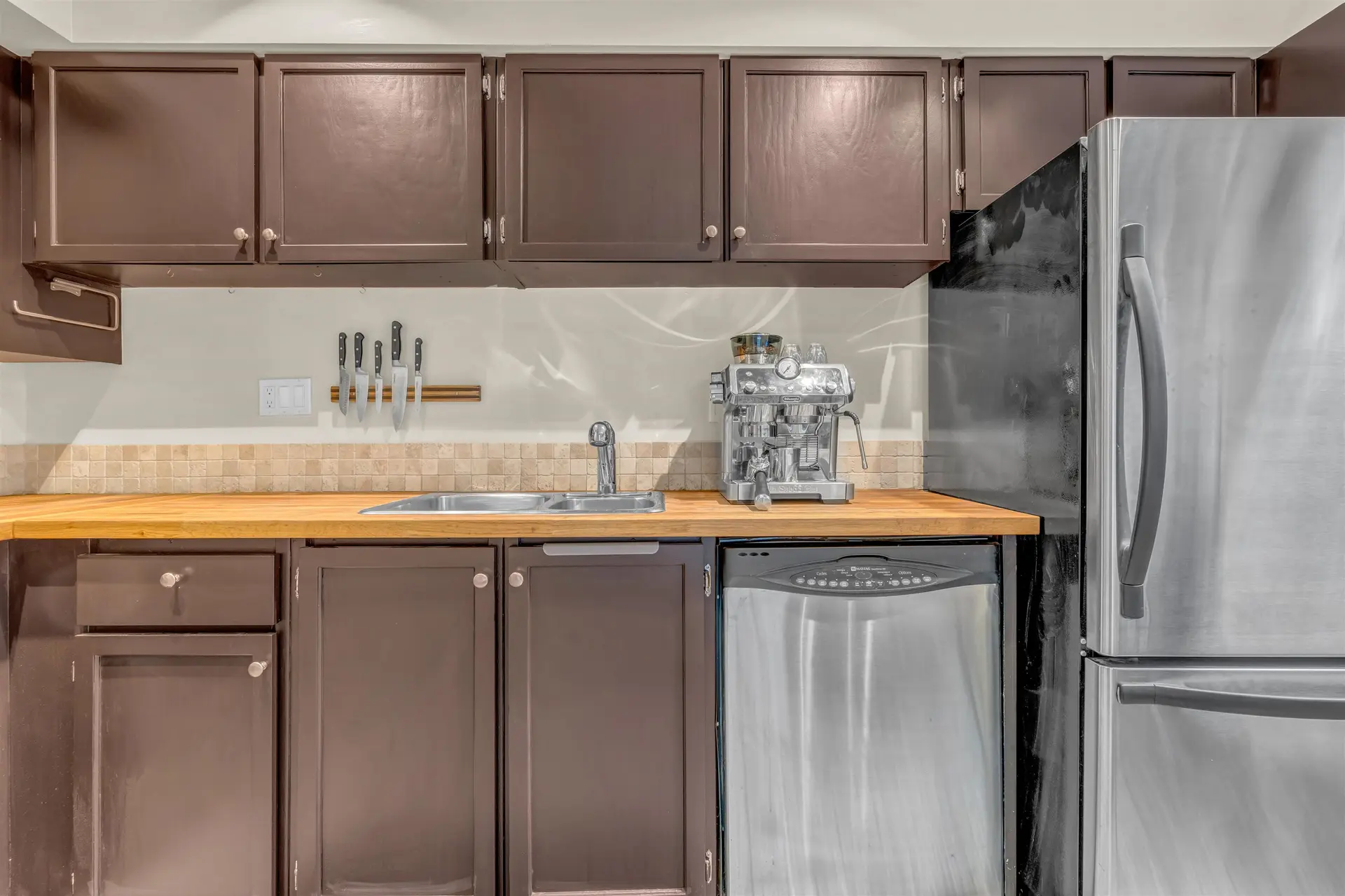 Property at #11 877 W 7TH AVENUE, Vancouver, BC