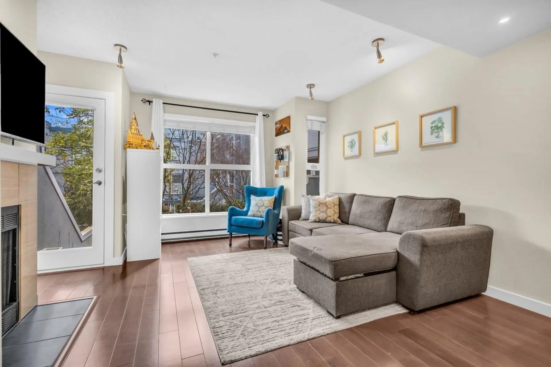 Property at #11 877 W 7TH AVENUE, Vancouver, BC