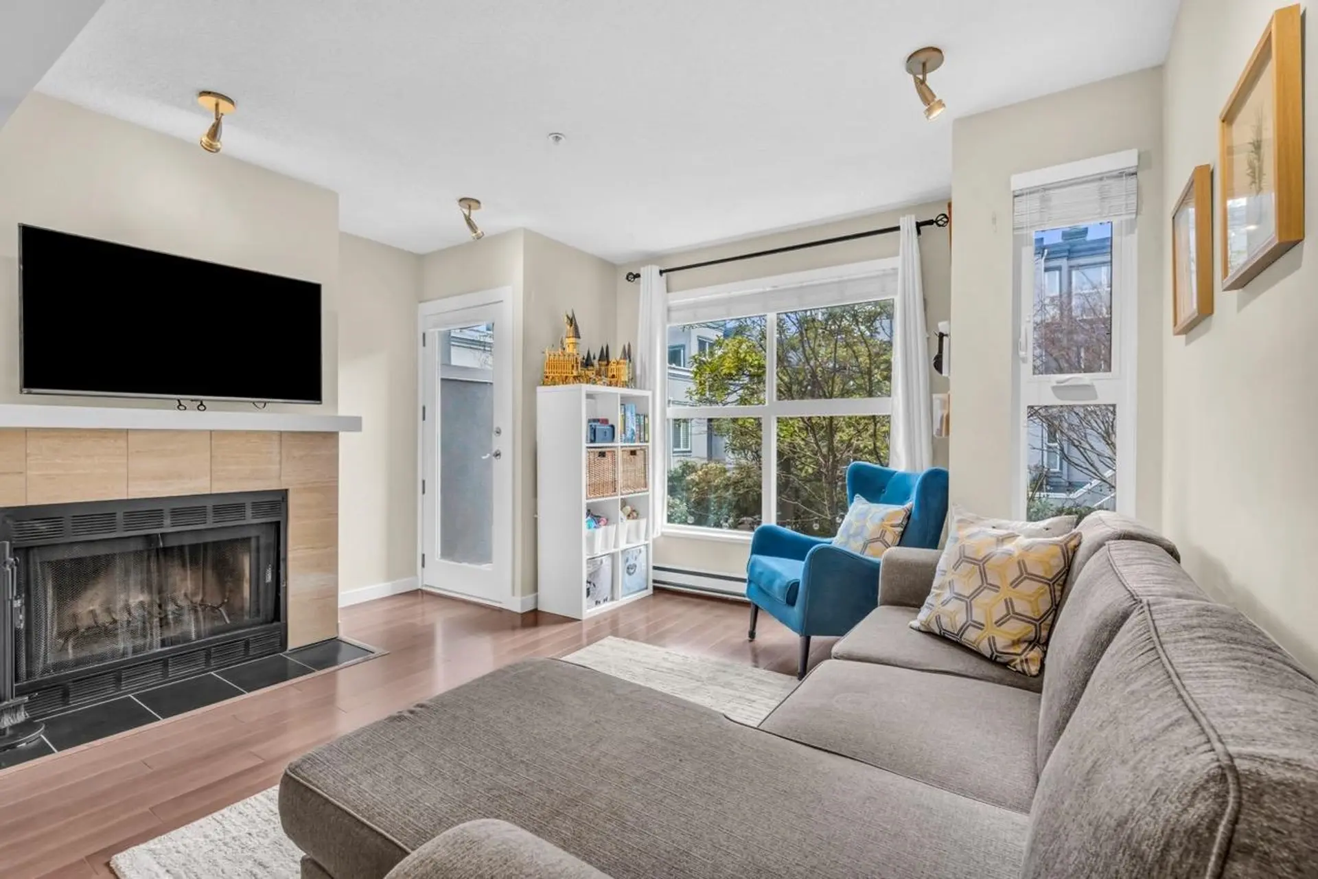 Property at #11 877 W 7TH AVENUE, Vancouver, BC