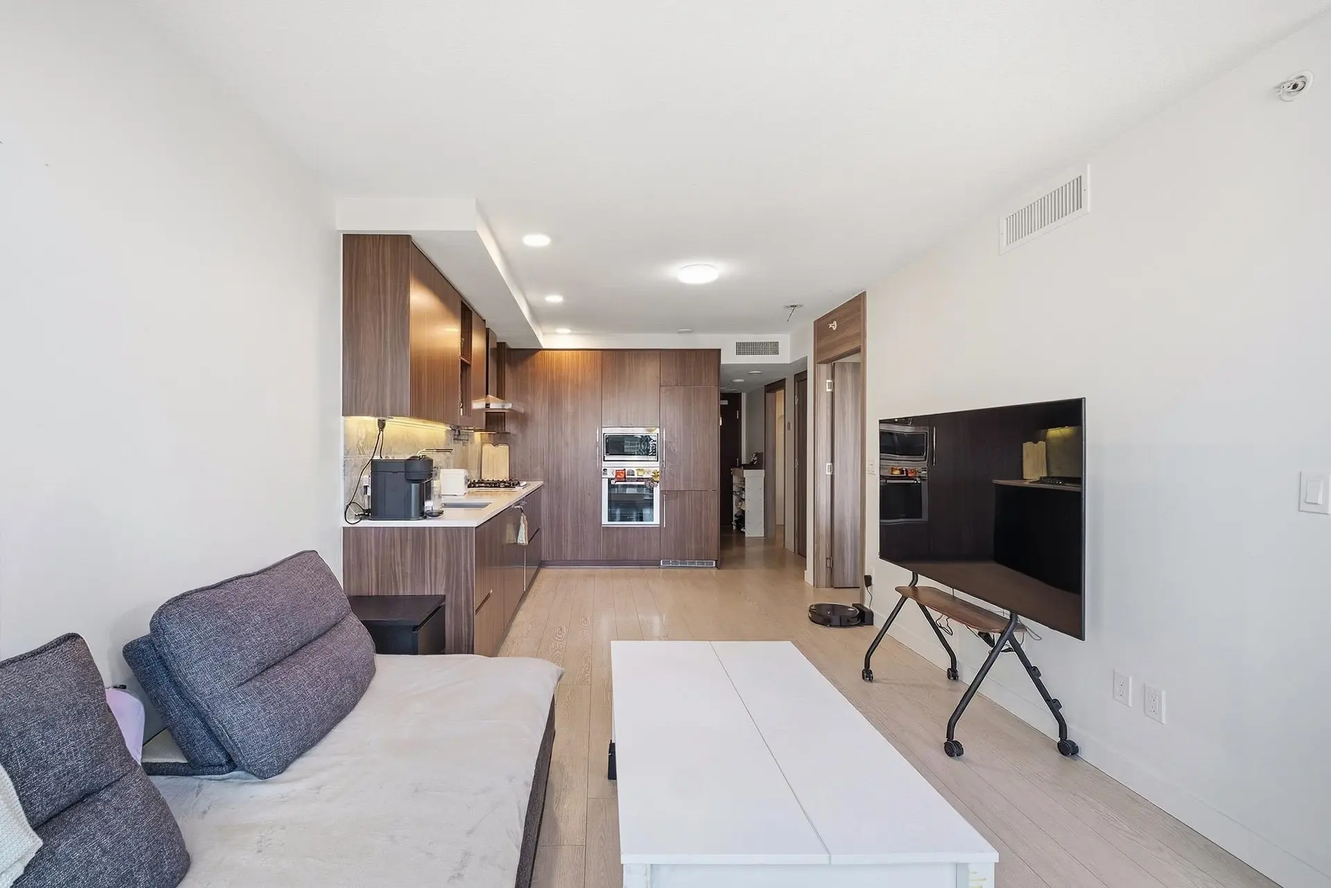 Property at #912 8800 HAZELBRIDGE WAY, Richmond, BC