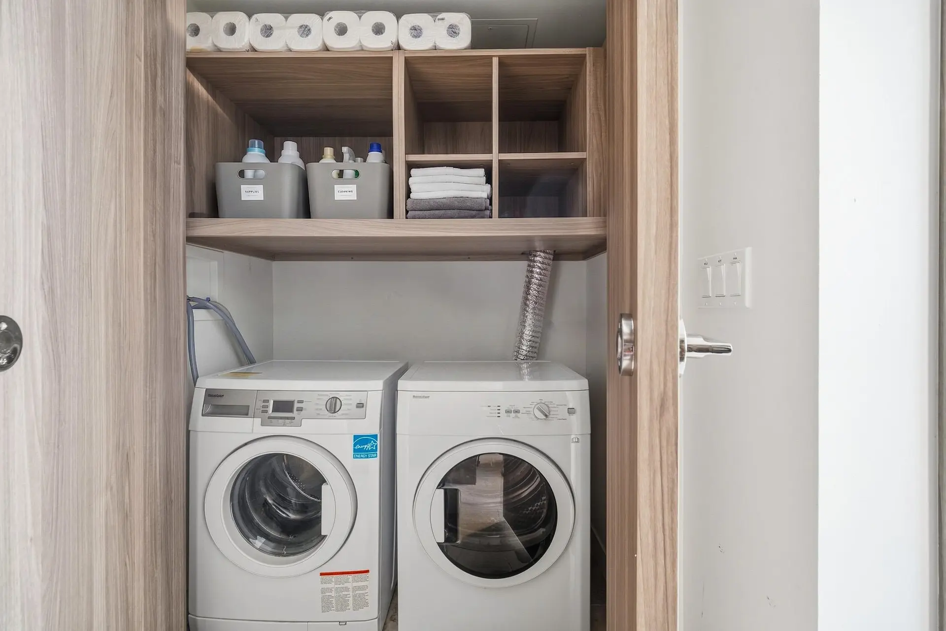 Property at #912 8800 HAZELBRIDGE WAY, Richmond, BC