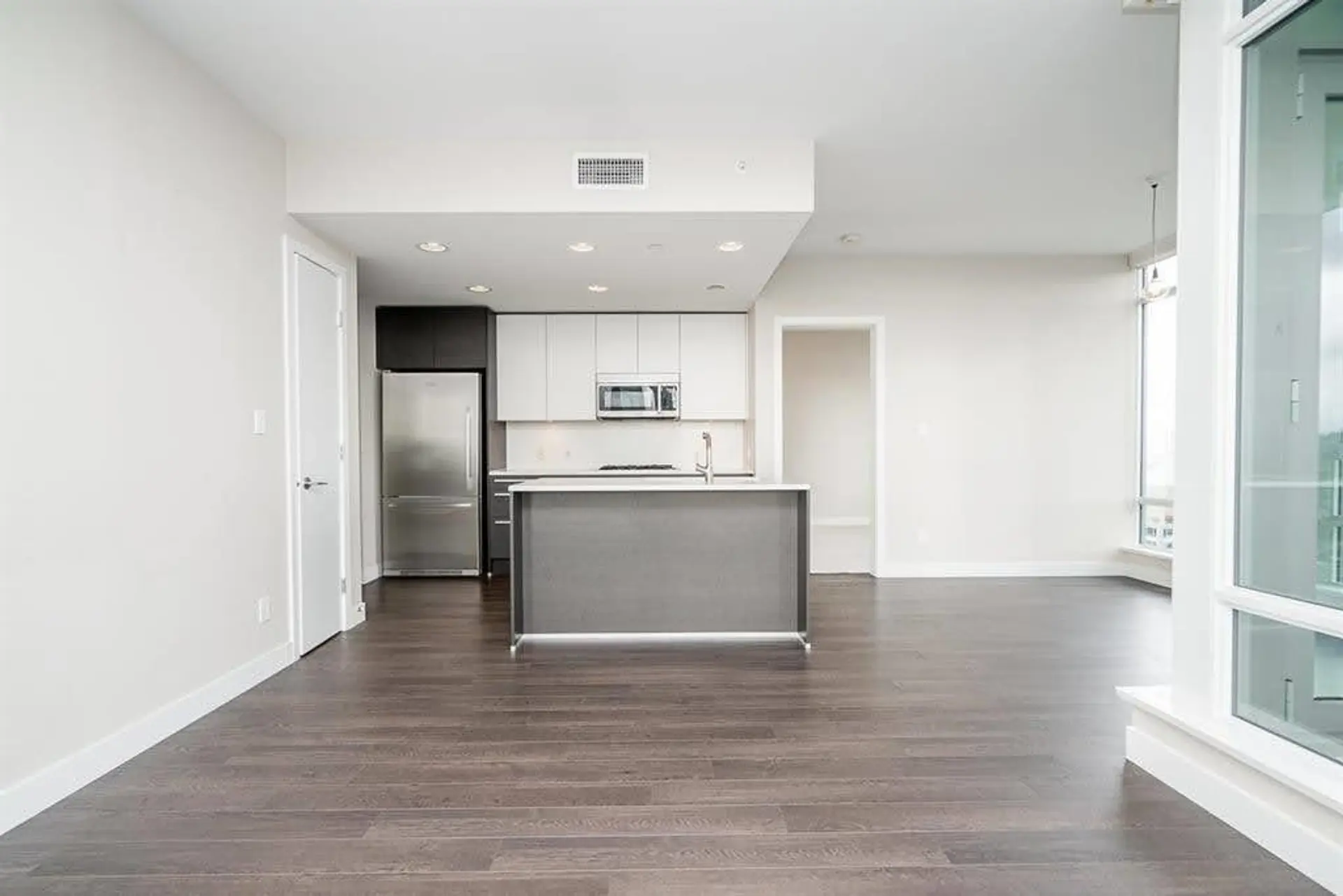 Property at #2204 2008 ROSSER AVENUE, Burnaby, BC