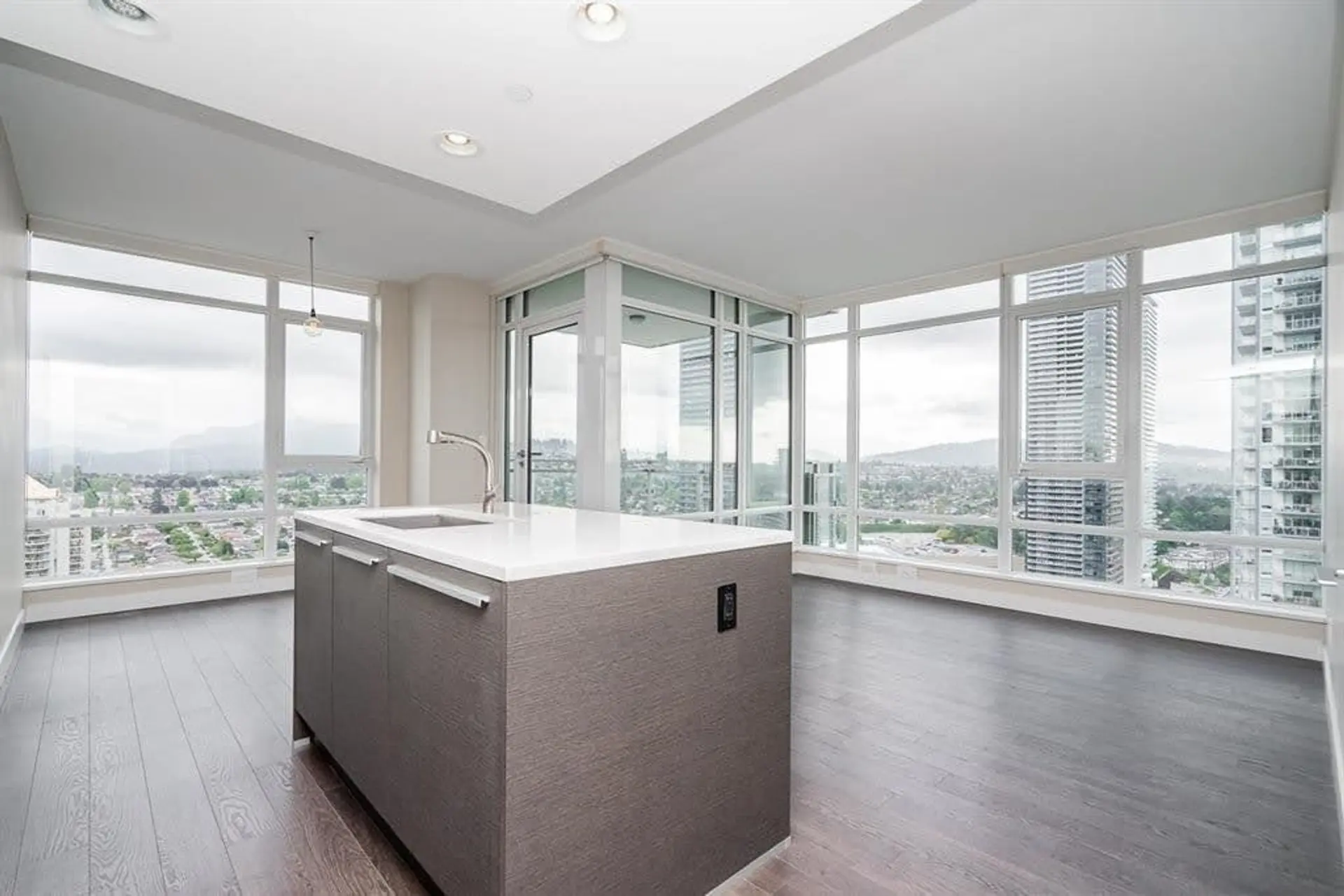 Property at #2204 2008 ROSSER AVENUE, Burnaby, BC