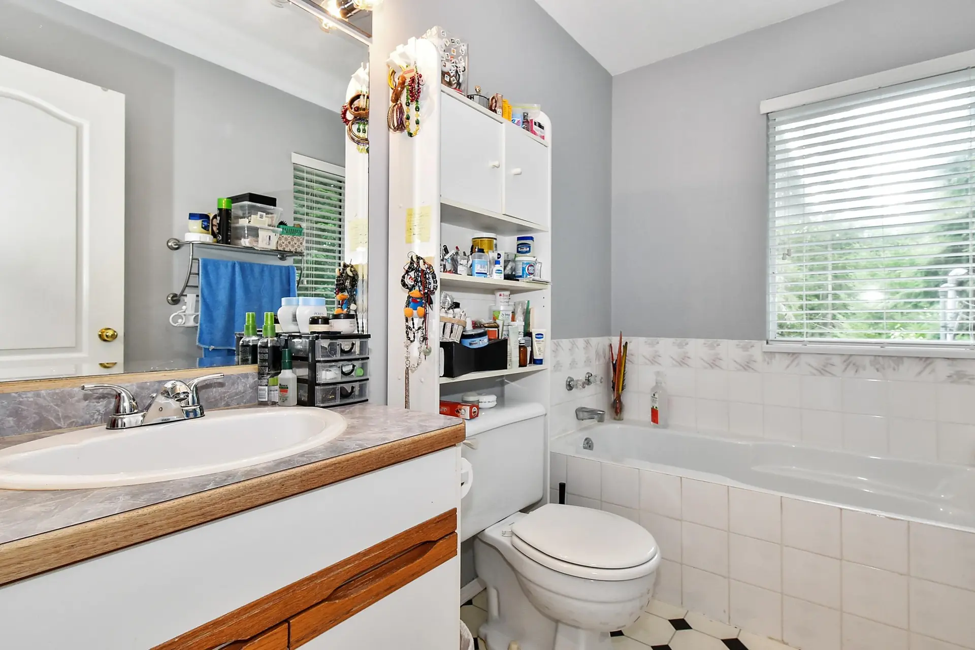 Property at 8928 HAMMOND STREET, Mission, BC