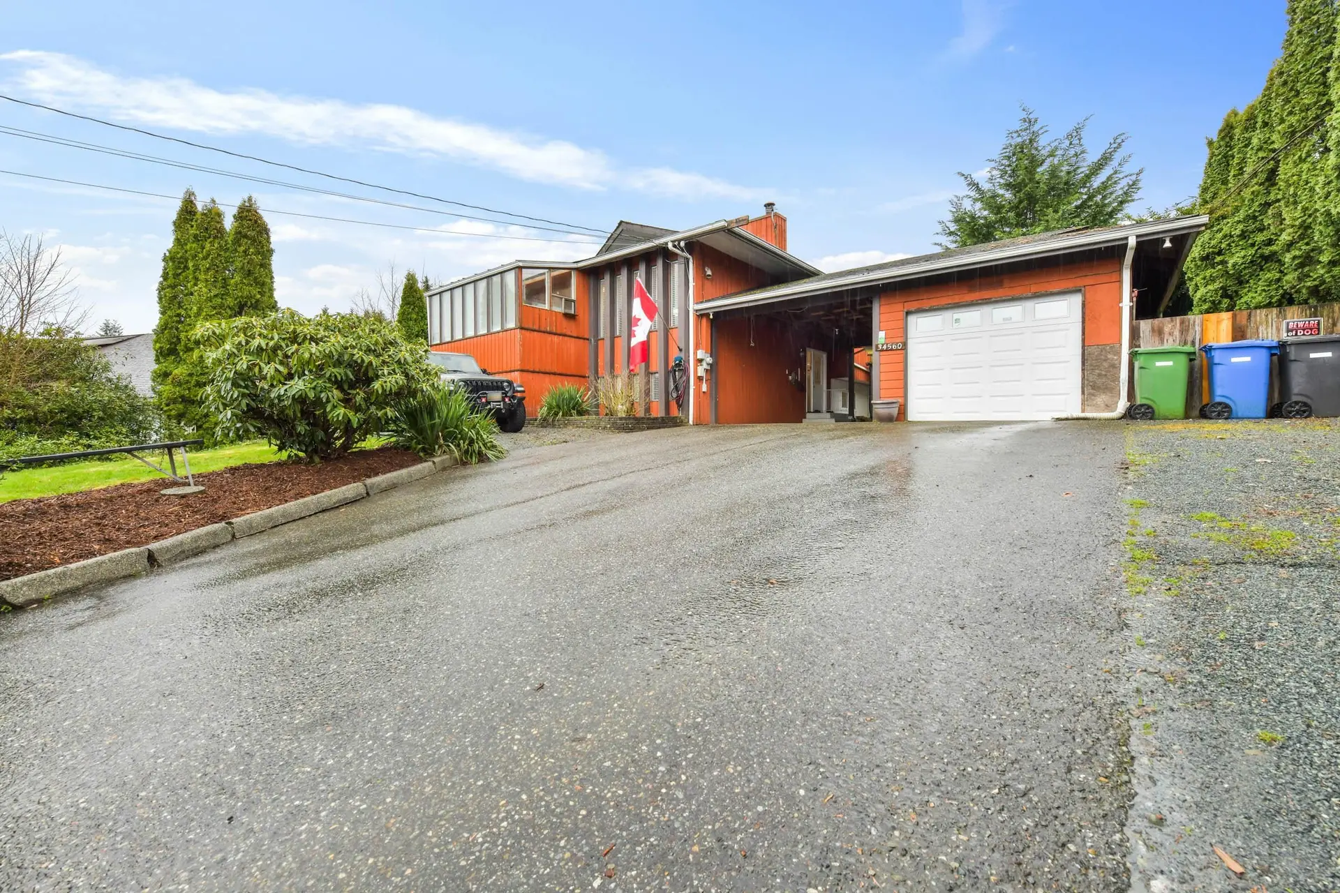 Property at 34560 Hurst Crescent, Abbotsford, BC