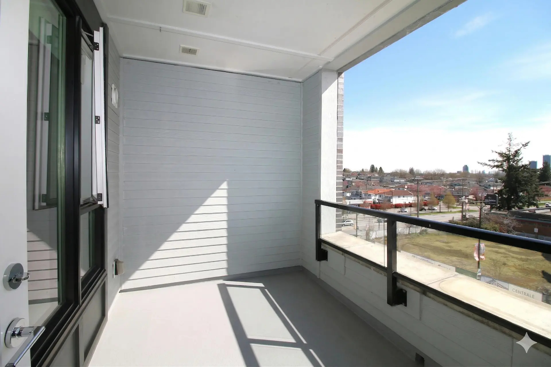 Property at #509 4477 HASTINGS STREET, Burnaby, BC