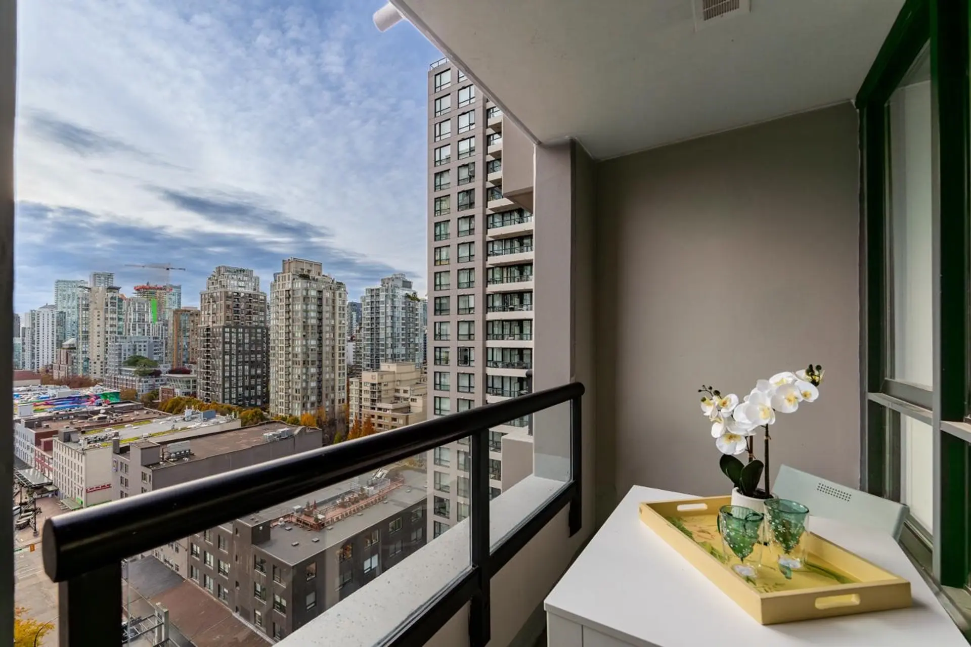 Property at #1706 909 MAINLAND STREET, Vancouver, BC
