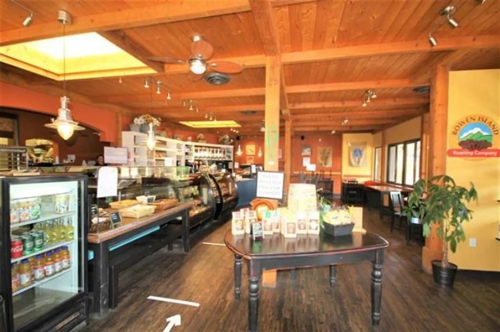 Property at 818 GIBSONS WAY, Gibsons, BC